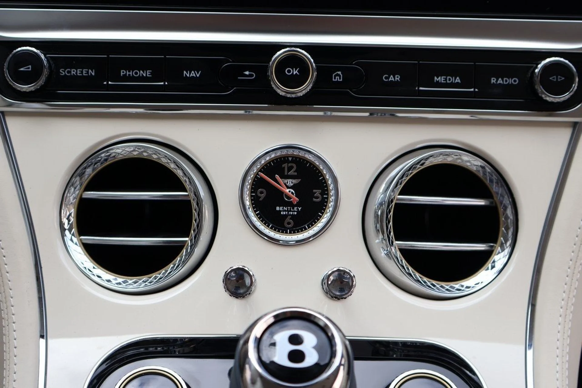 mph021_4164326068_22_28a960881c