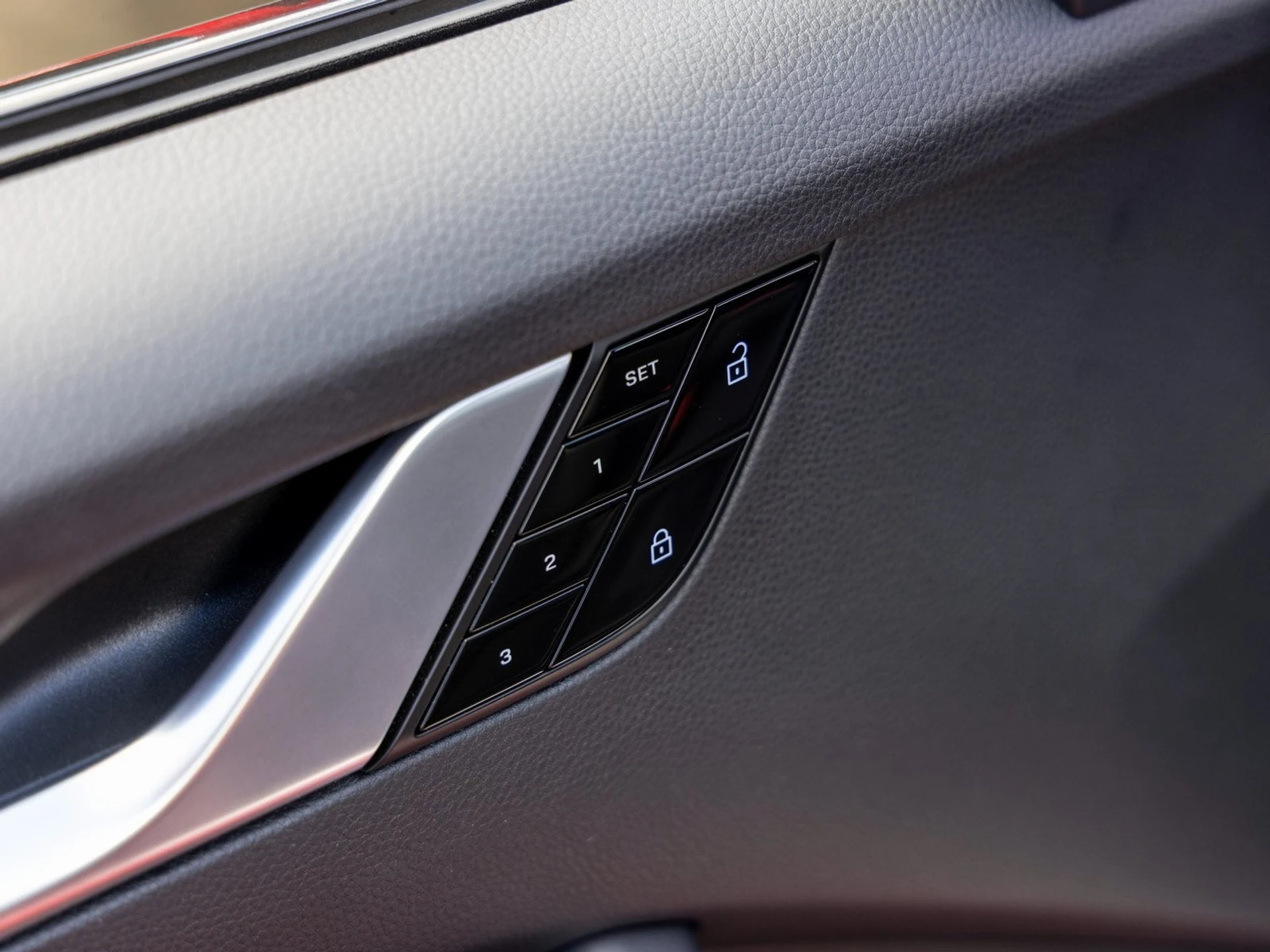 mph021_4169598381_22_a64110993f