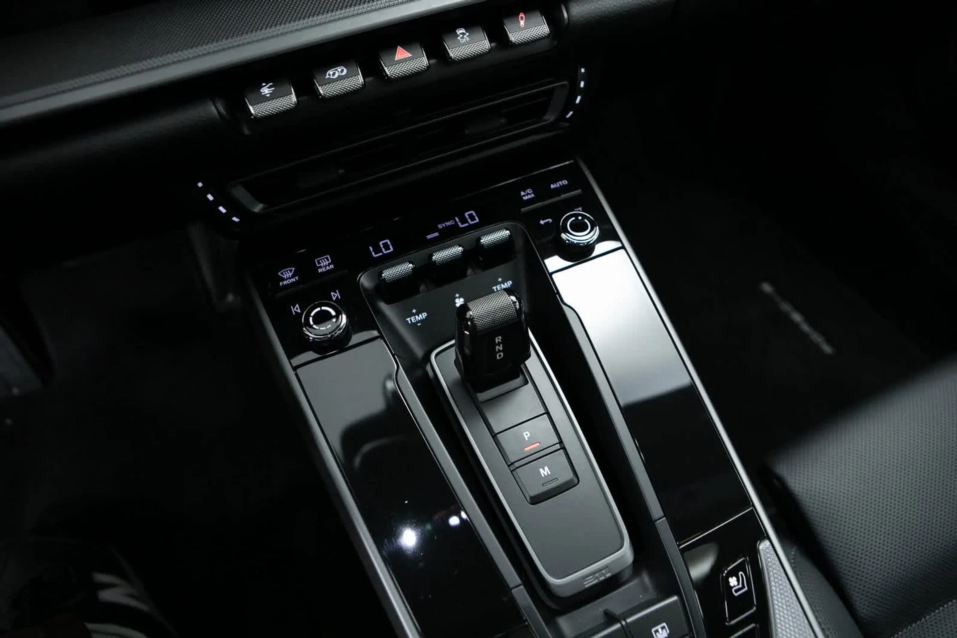 mph021_4178926001_7e3b7abad595b1670e7ecd05a005df6ax_2e882d1349