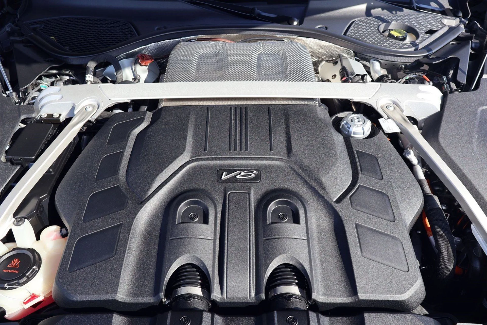 mph021_417989784_cd67f984189717c7f68f8bb507feb51cx_c14a2e7258