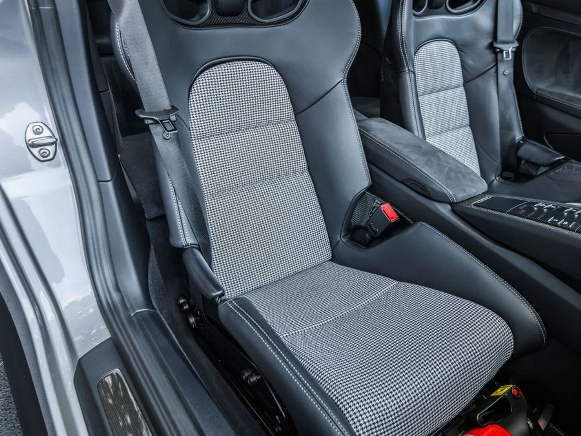 mph021_4191016988_175d7a0c_02fa_42fb_96d0_374d16872c4b_fed2457b56