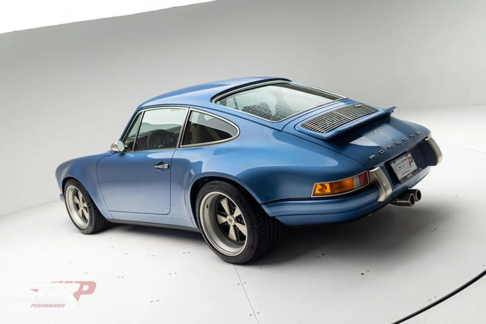 mph021_4208461959_59630_E68_6_AEE_4434_AAD_2_9_F878442_F3_DC_4b70b8fd22