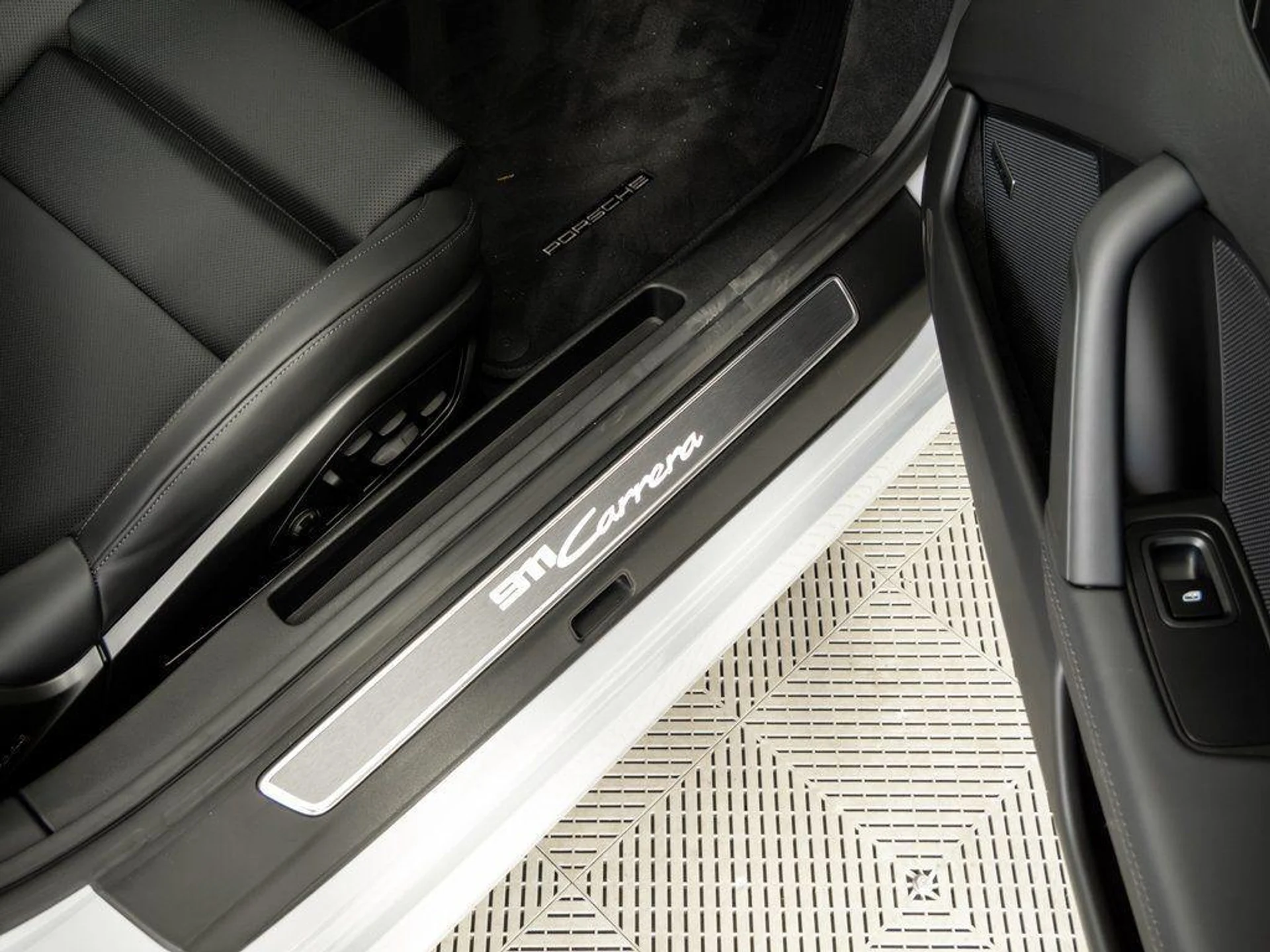 mph021_4213155473_izau_NB_Mh_BQ_Owtk_Fyl_Py_Hs_ZP_598_Q_e32914d2de