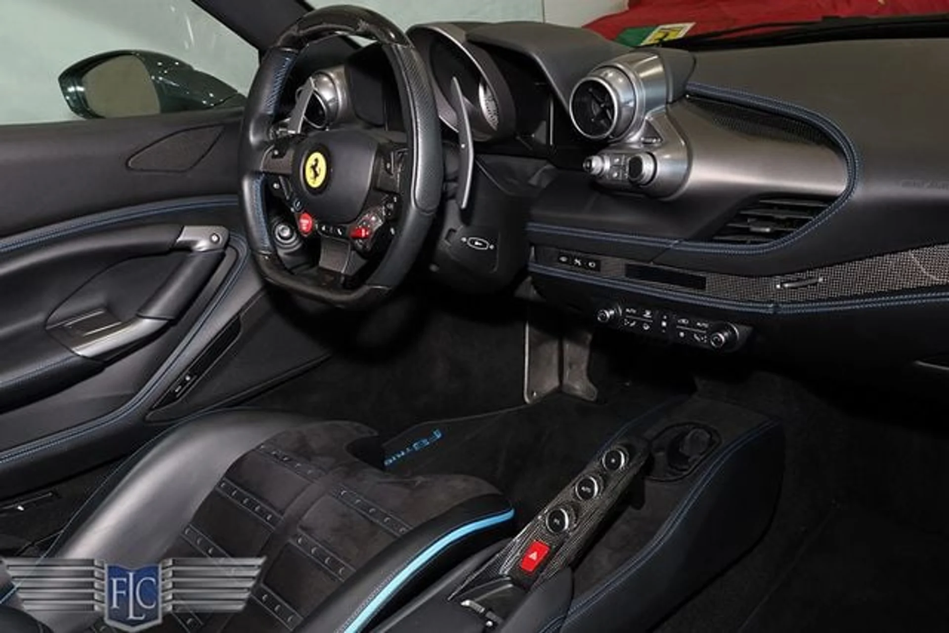 mph021_422494805_used_2022_ferrari_f8_tributo_coupe_9689_23053332_25_640_dfce9d0577