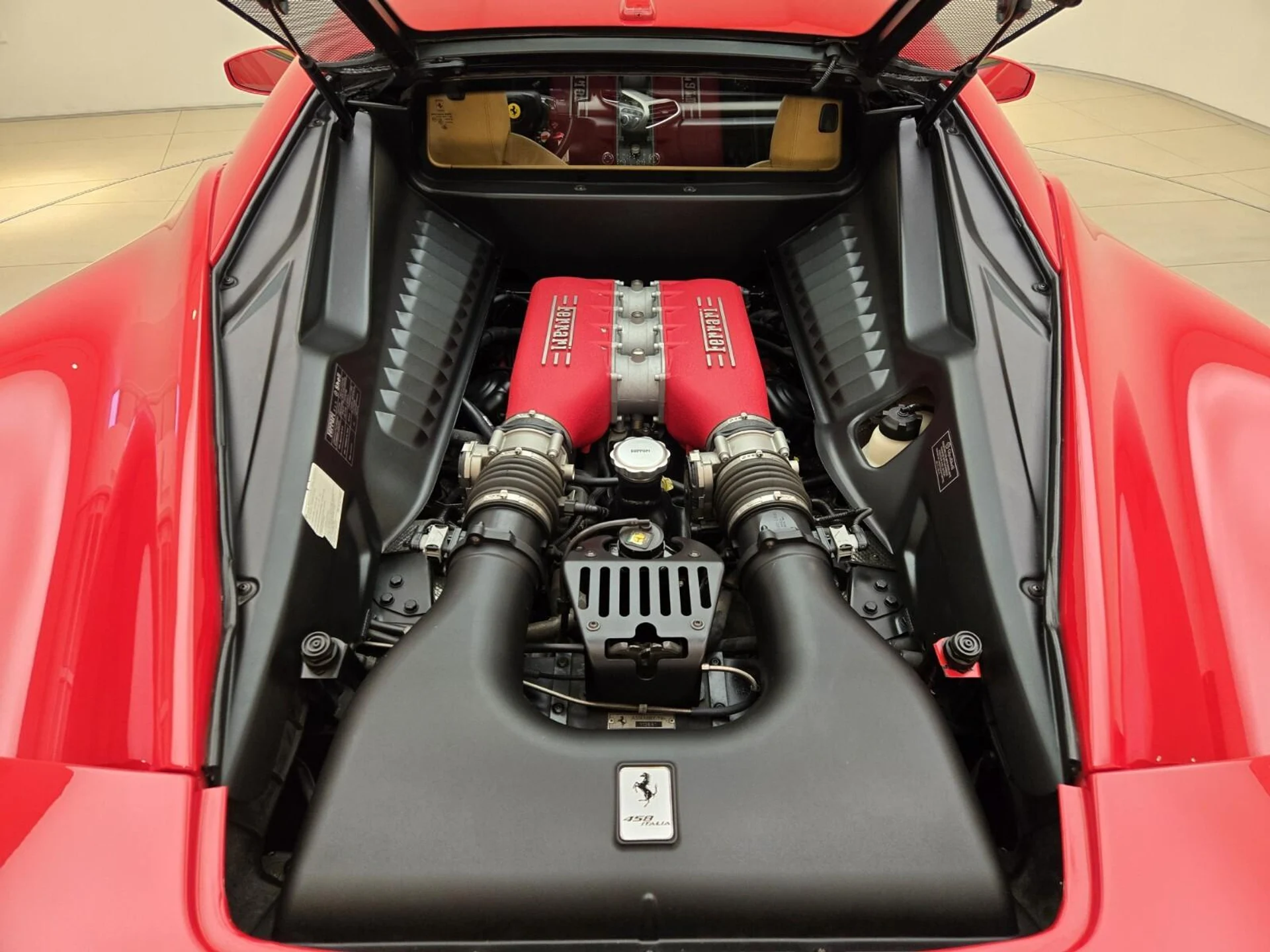 mph021_4225804279_Used_2013_Ferrari_458_Italia_1761376397_eb715f65c7