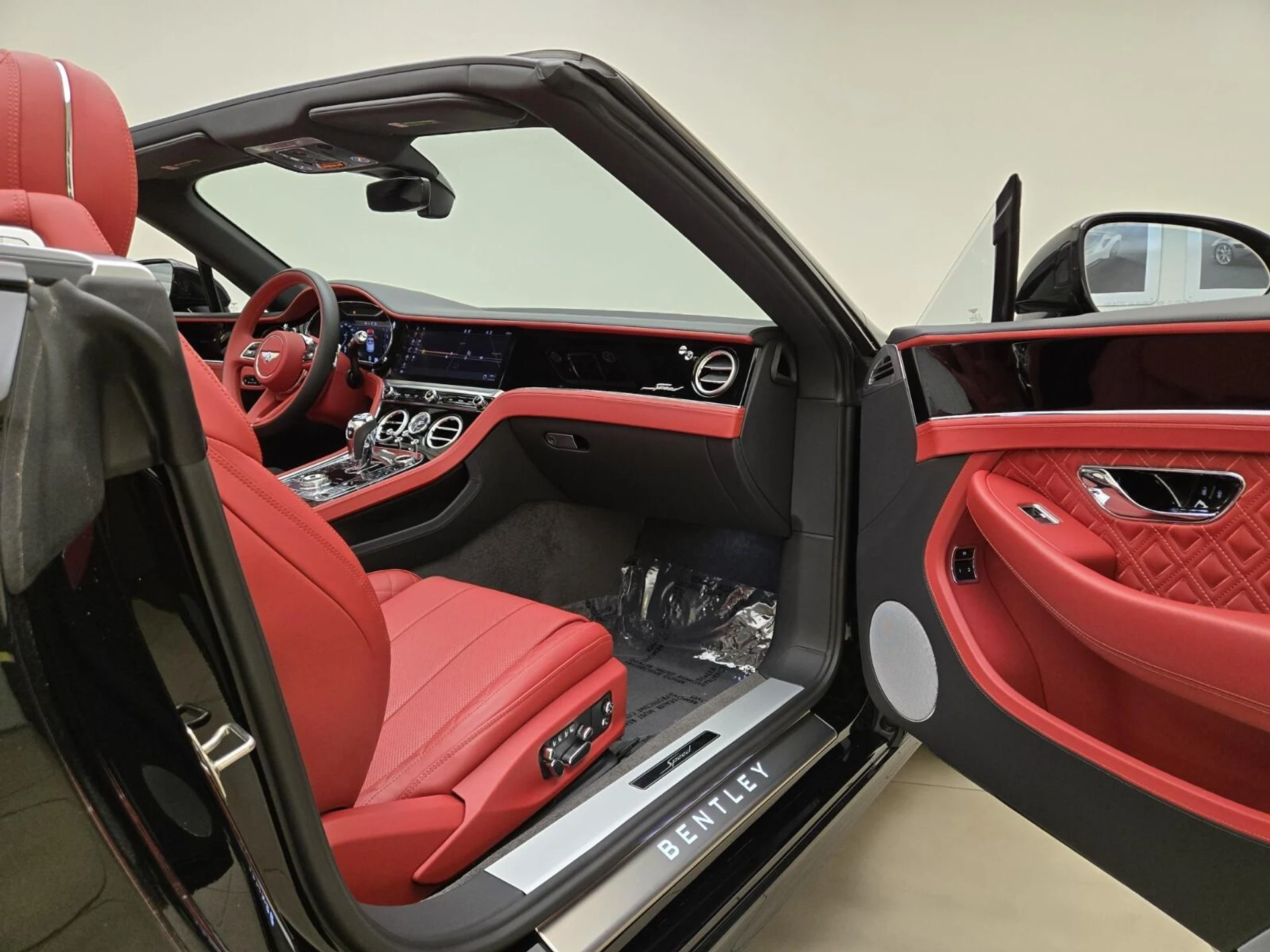 mph021_4228926384_Used_2024_Bentley_Continental_GT_Speed_1777356127_d6c8173586