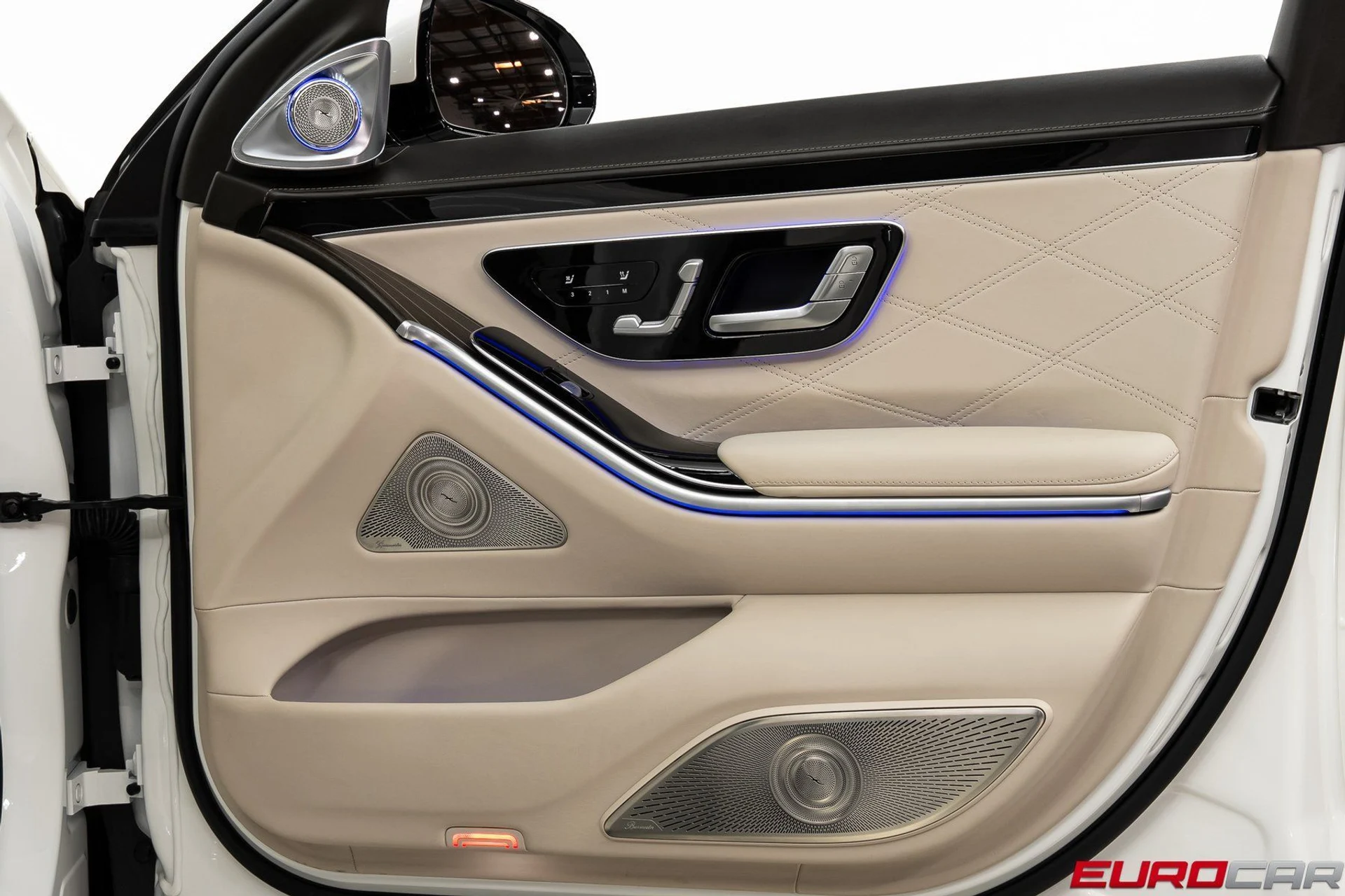 mph021_4237823170_0489d7d5_0a06_4a16_8cb1_ae55559748b7_2db776cc12