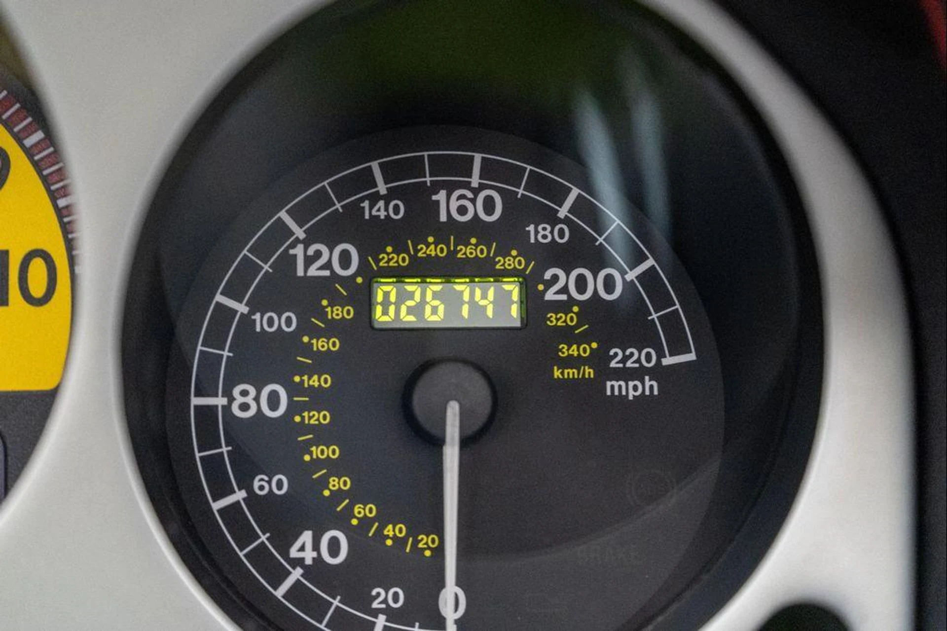 mph021_423857419_r_HIZDBVANW_94n_CT_4_c_H2q_Yy_Tq_Ag_5159f1bf0b