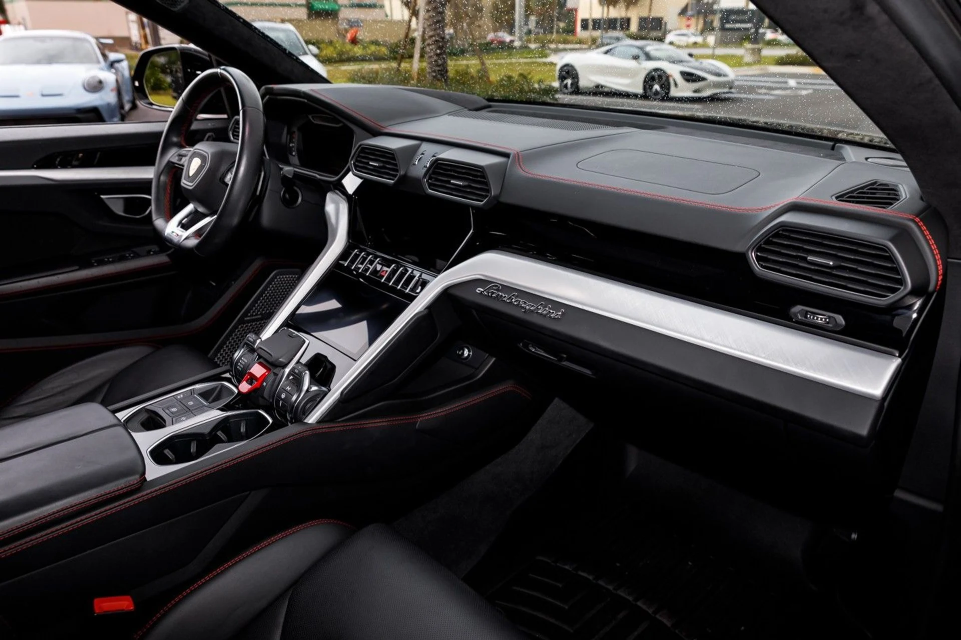 mph021_424469315_624_p22_l_5f84fda98c