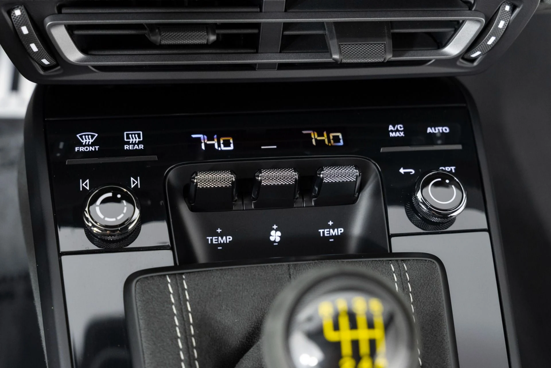 mph021_4250164297_Used_2022_Porsche_911_GT_3_1772126171_f1dd736e0c