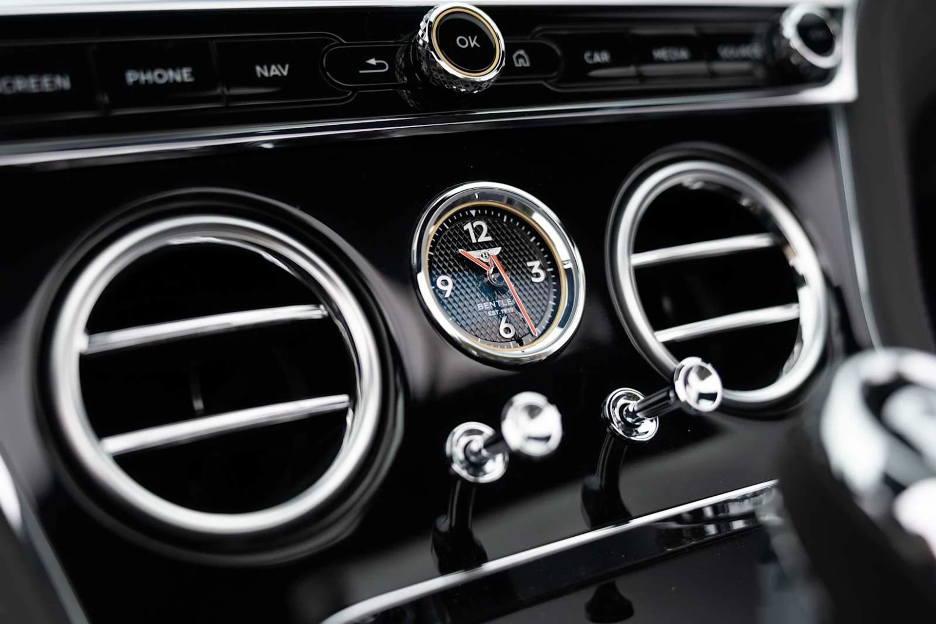 mph021_4258651895_23eeb85ffa4806f32a9c6ae9776fe936x_160f003f2a