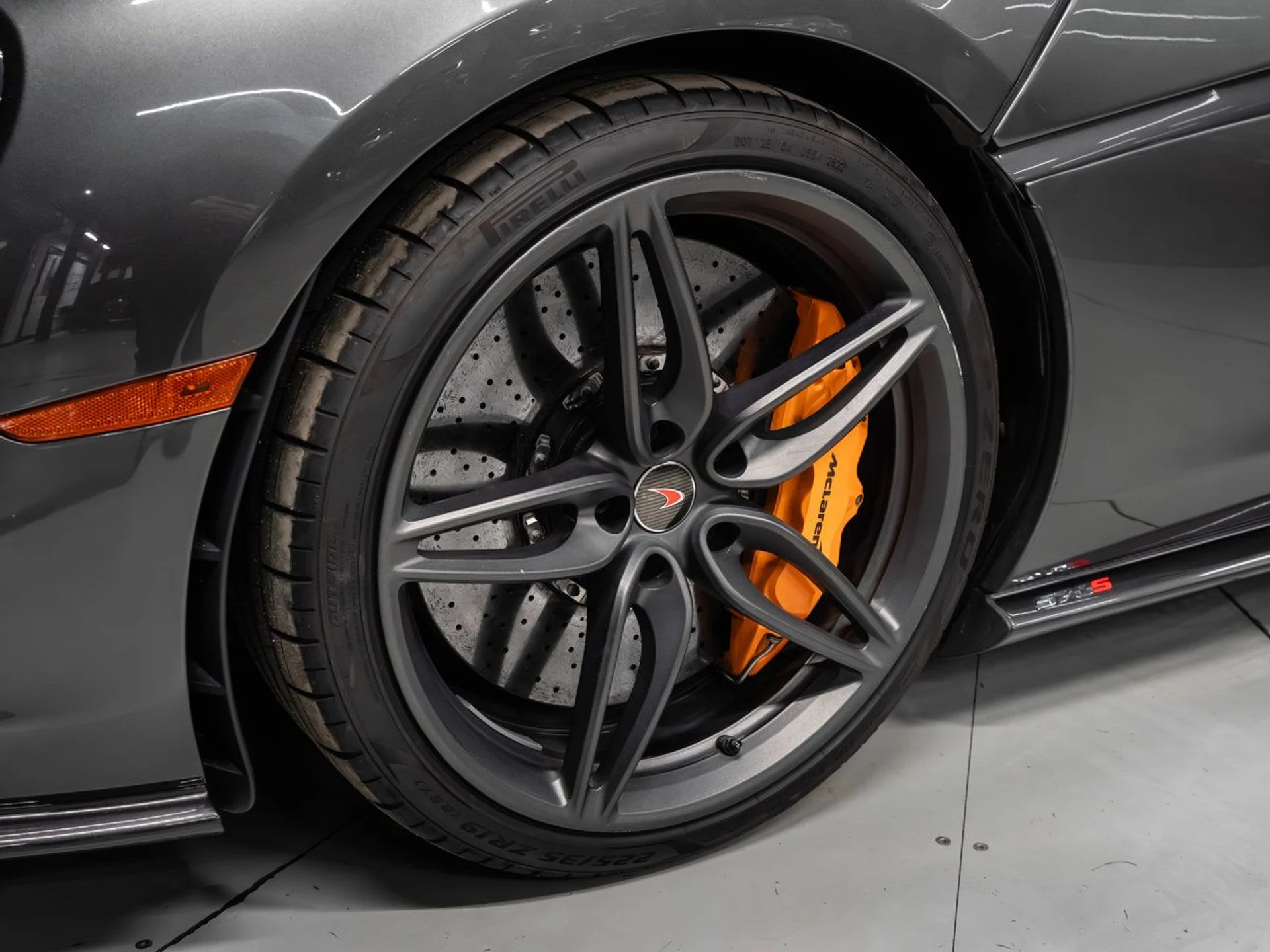 mph021_4258742271_mclaren_570s_2018_4cc11193ae