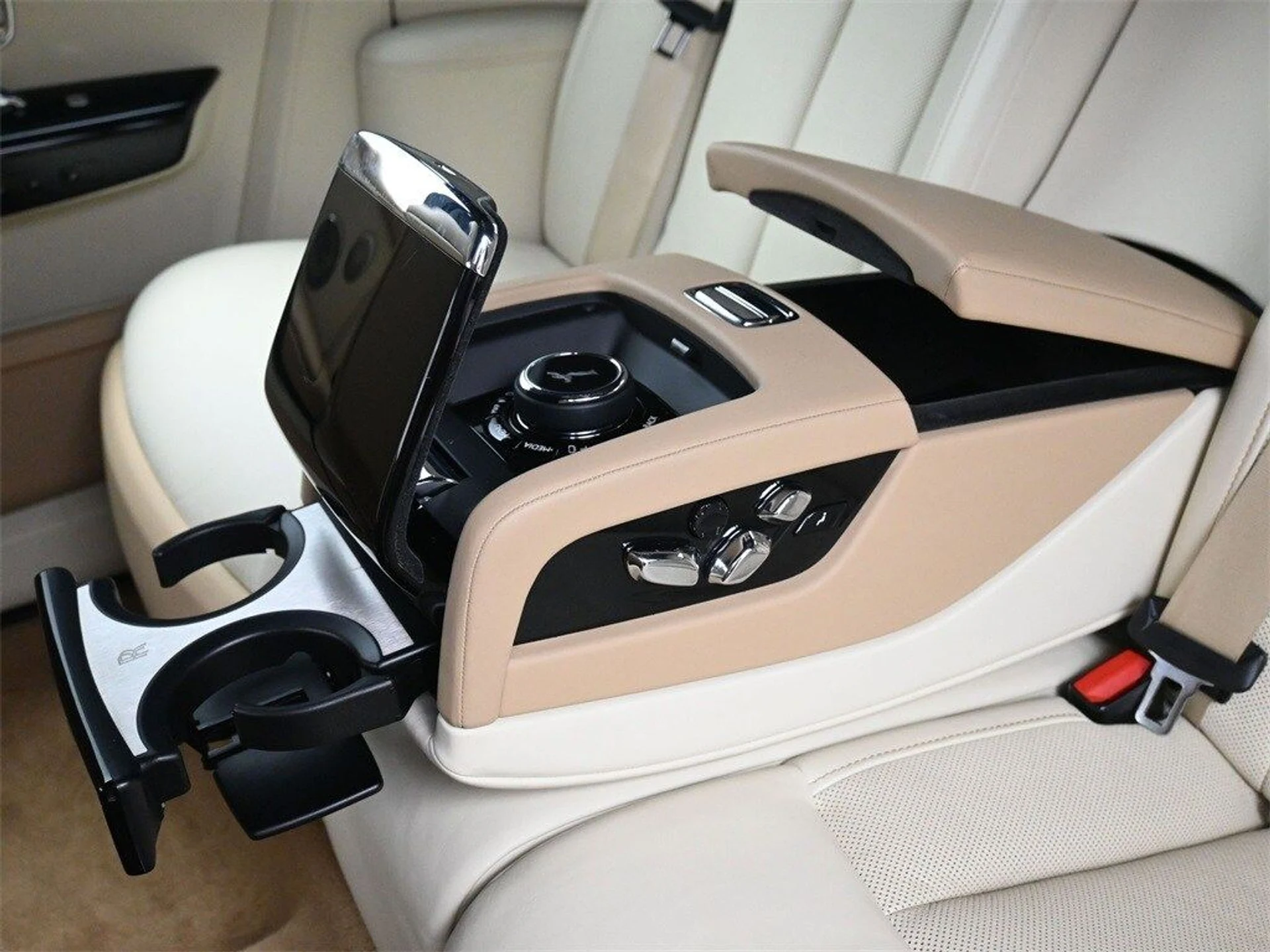 mph021_425887069_469075ec60c54ae0ba1f73598f551340x_752e5b5cde