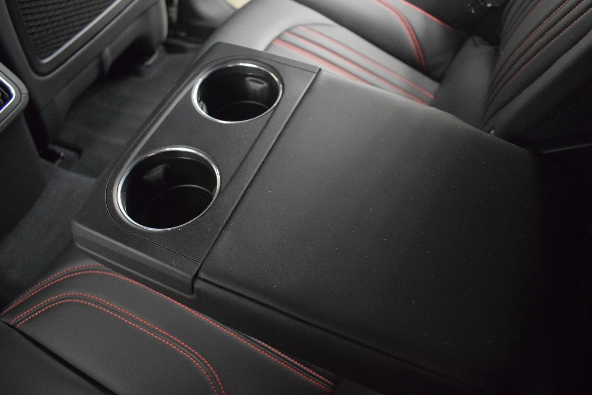 mph021_4259860451_581b7a399a6d899fe14d0e7b714b5231x_7680b7bd31