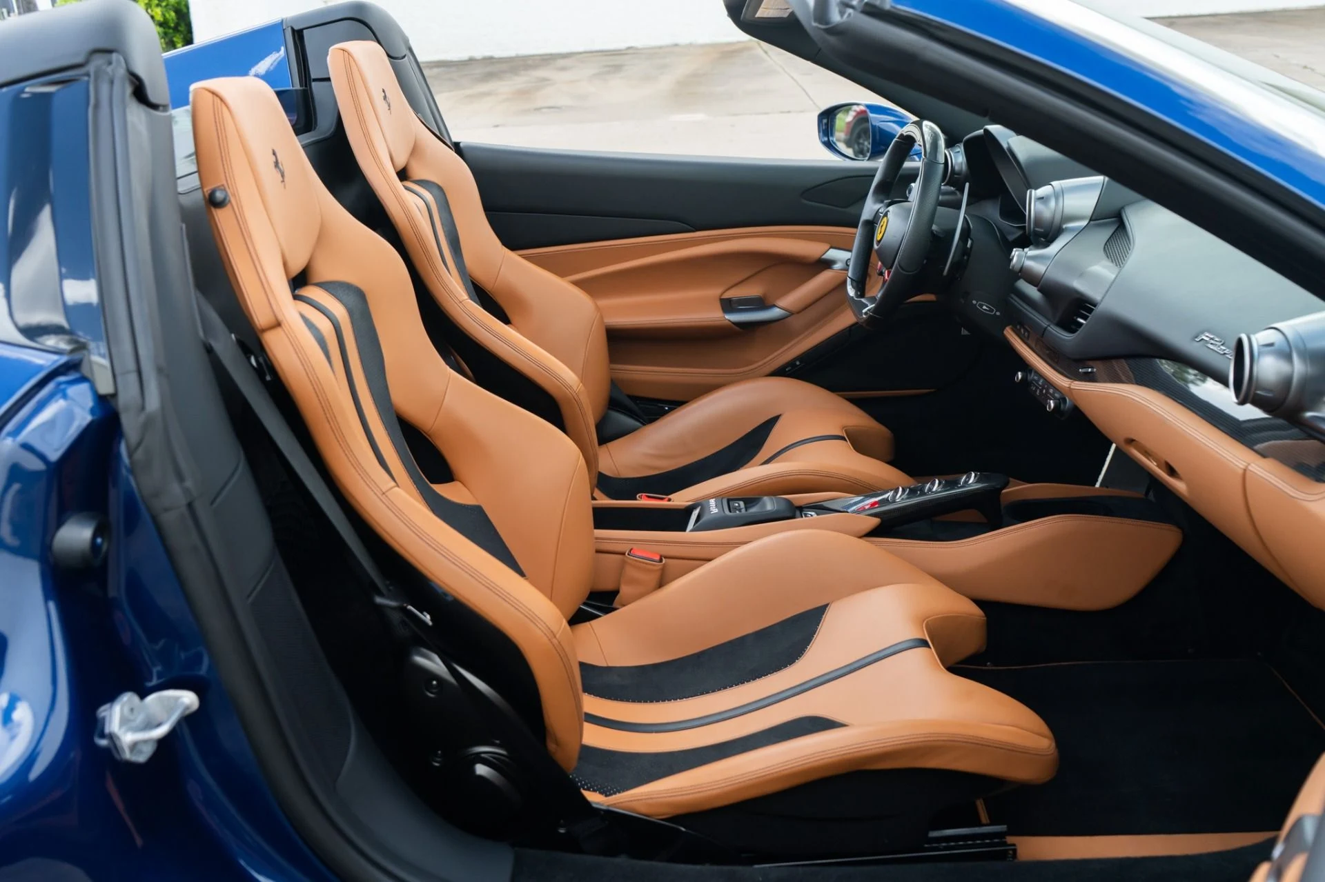 mph021_4264642644_Used_2022_Ferrari_F8_Spider_1779493507_869ce278c4