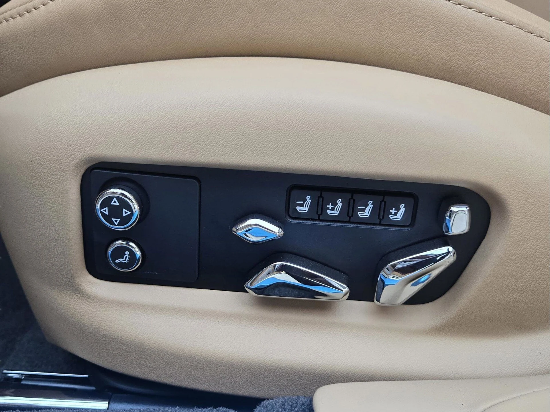 mph021_427732660_00c77d536e5b86f6741fc6bdfb6d6f3cx_fec7fa0788