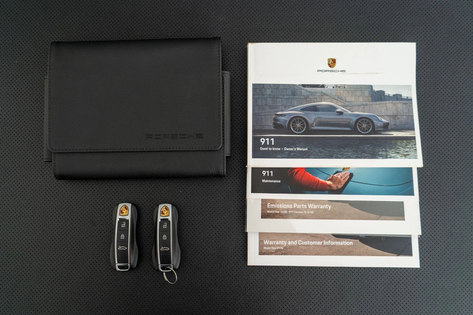 mph021_4281149909_Used_2020_Porsche_911_Carrera_S_1756500455_66e8135428