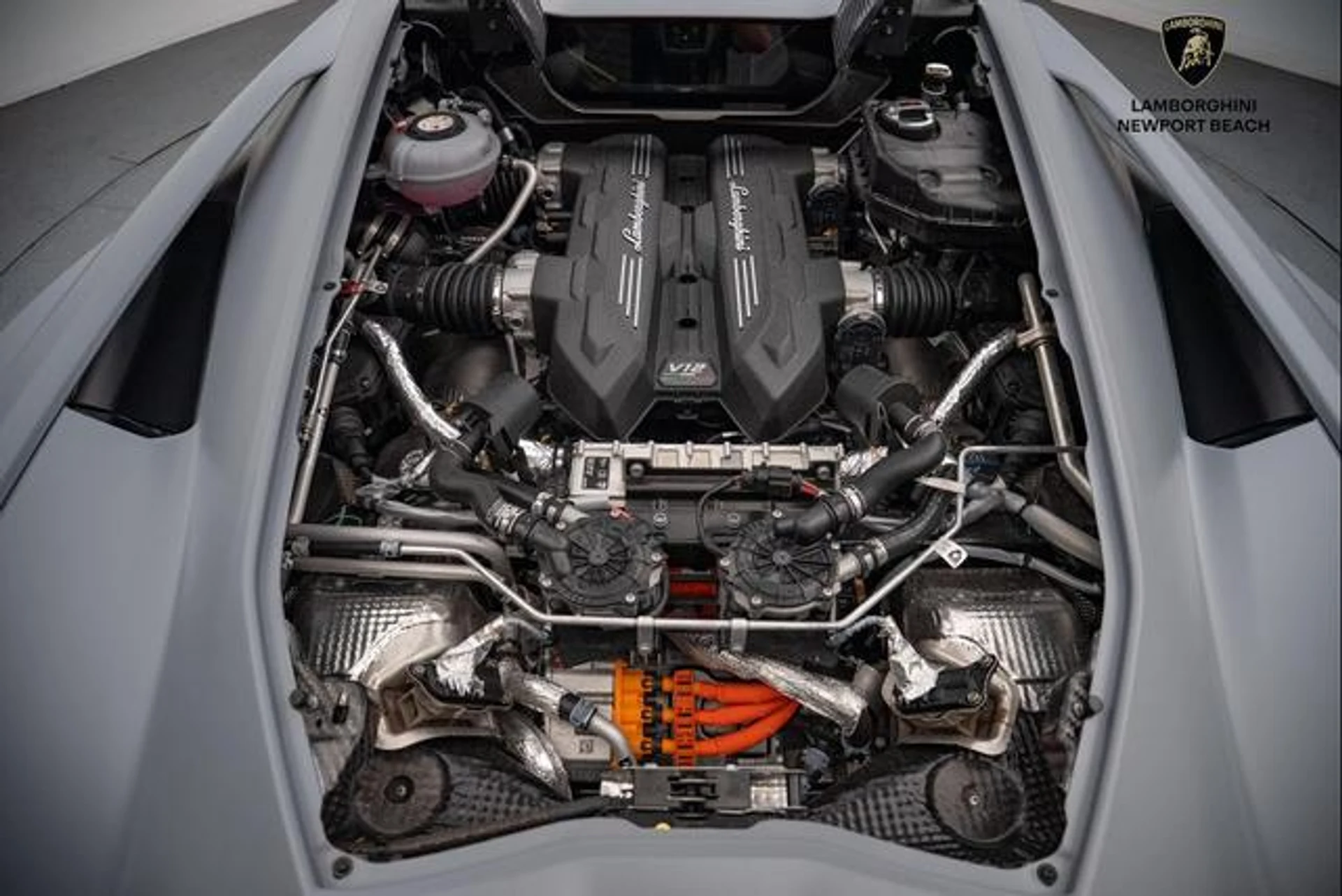 mph021_428421428_g_X7_Z7_L9_E7_Fh2sw_B_Qr_O_Zj_On_U_Y_Og_8f226385f3