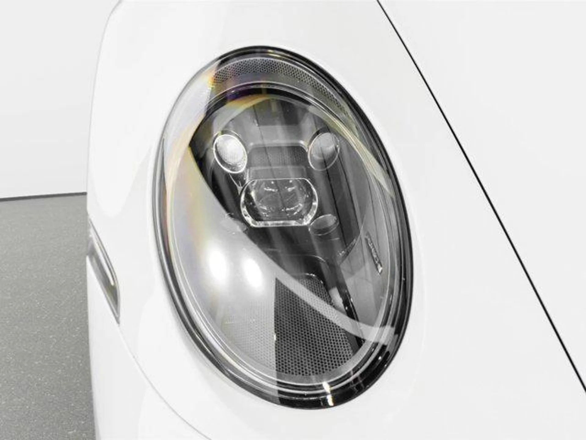 mph021_4288455956_18_Iiz2o_ELZAVPW_7w4i_Iy_X2k7p_BQ_520202fead