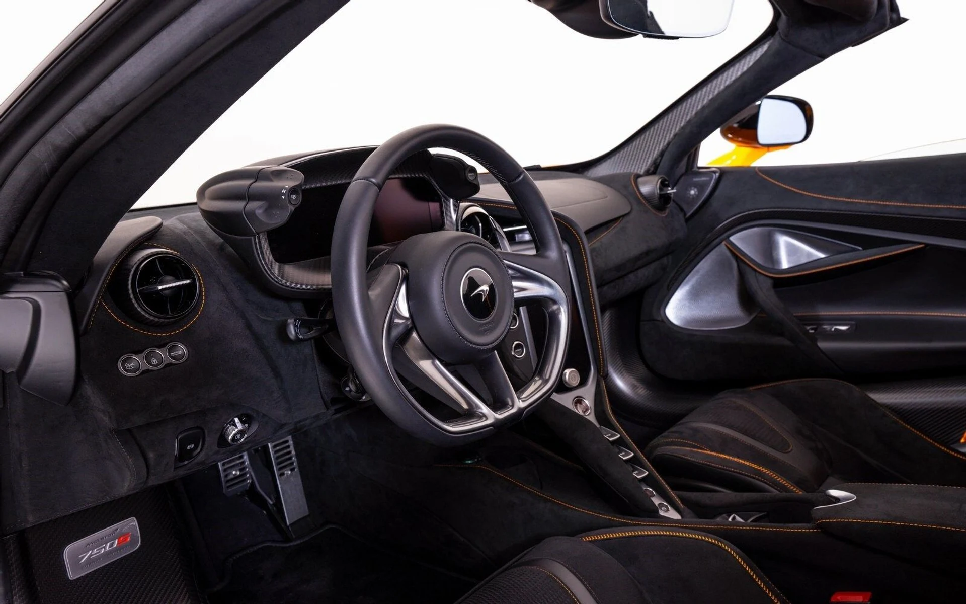 mph021_432287581_8656689c0a32f6f1dde59619fbc6d131x_deb087fb6c