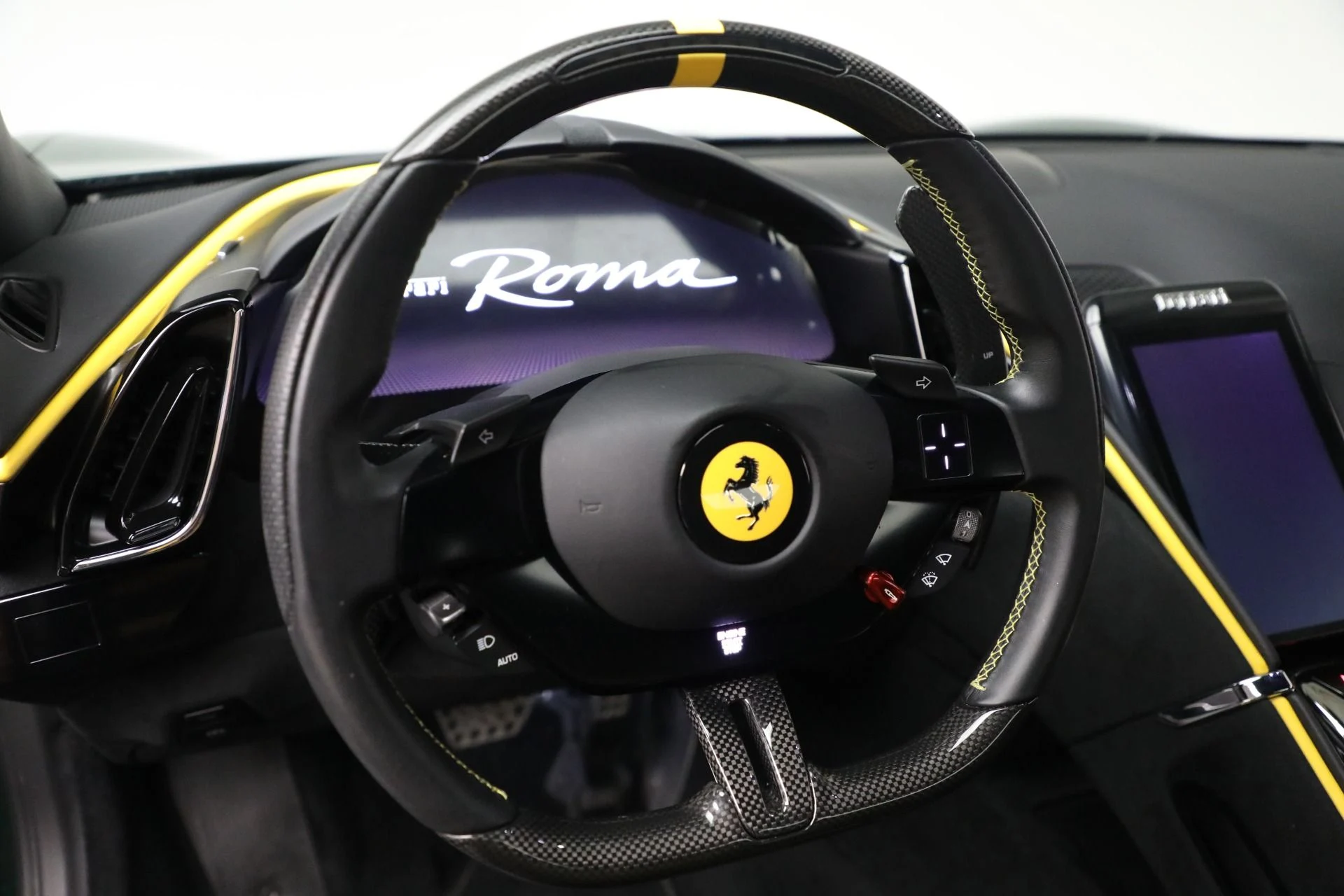 mph021_43417940_Used_2023_Ferrari_Roma_db96106149