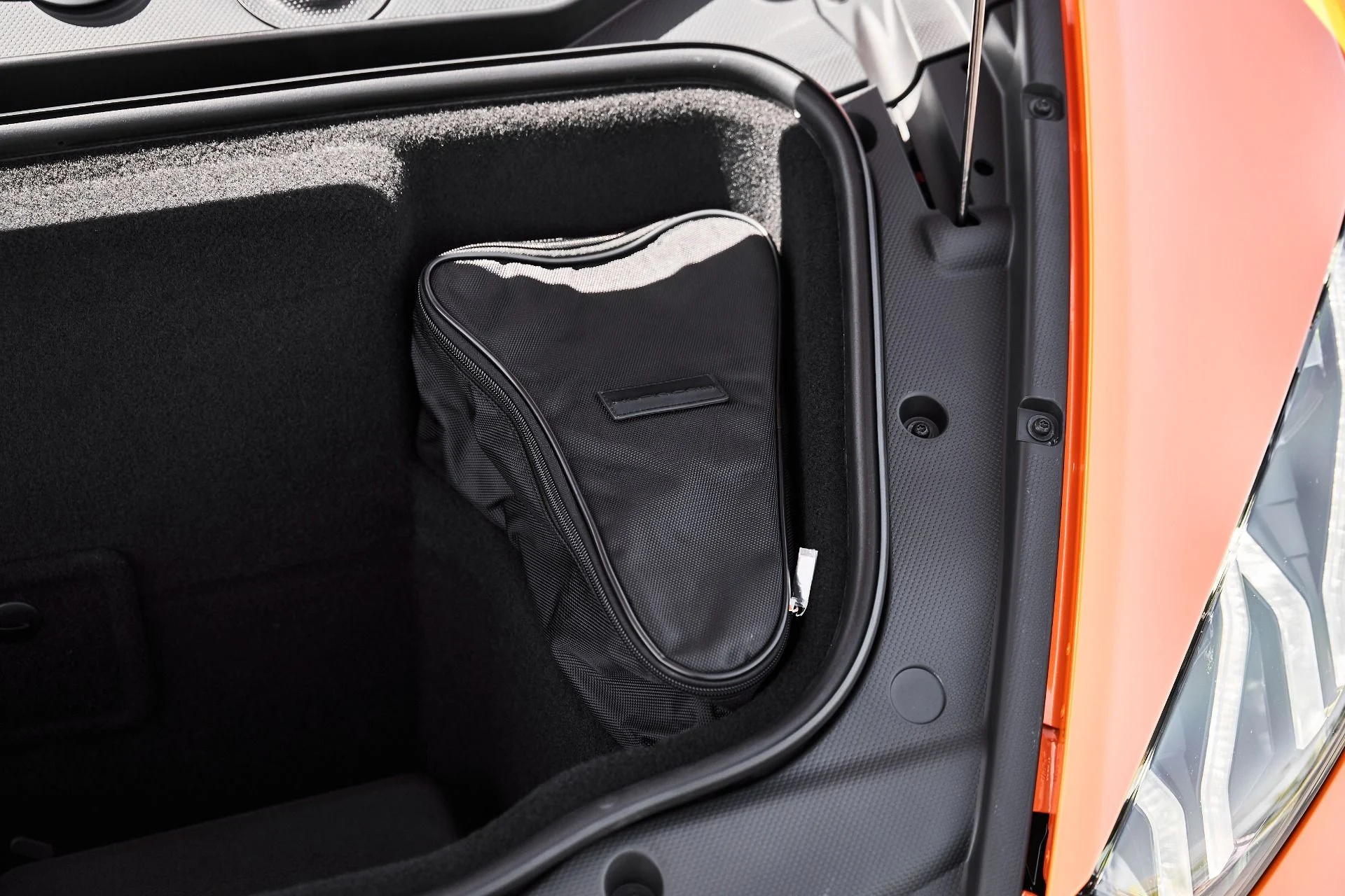 mph021_442878529_Used_2023_Lamborghini_Huracan_Sterrato_Base_1776823414_0fd608da68