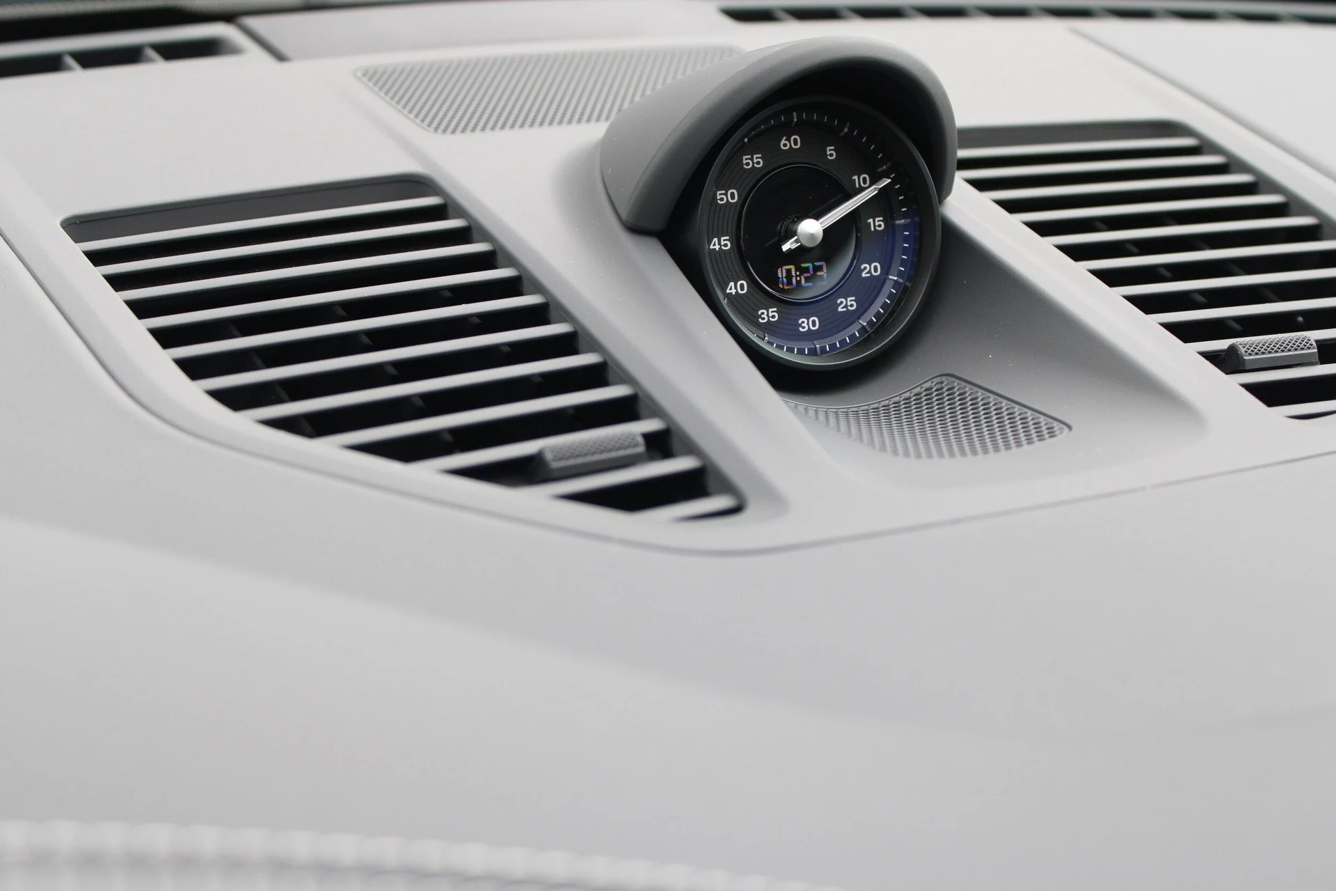 mph021_446150359_1070875c8dc5506960b045a3482468c9x_4bacb19821