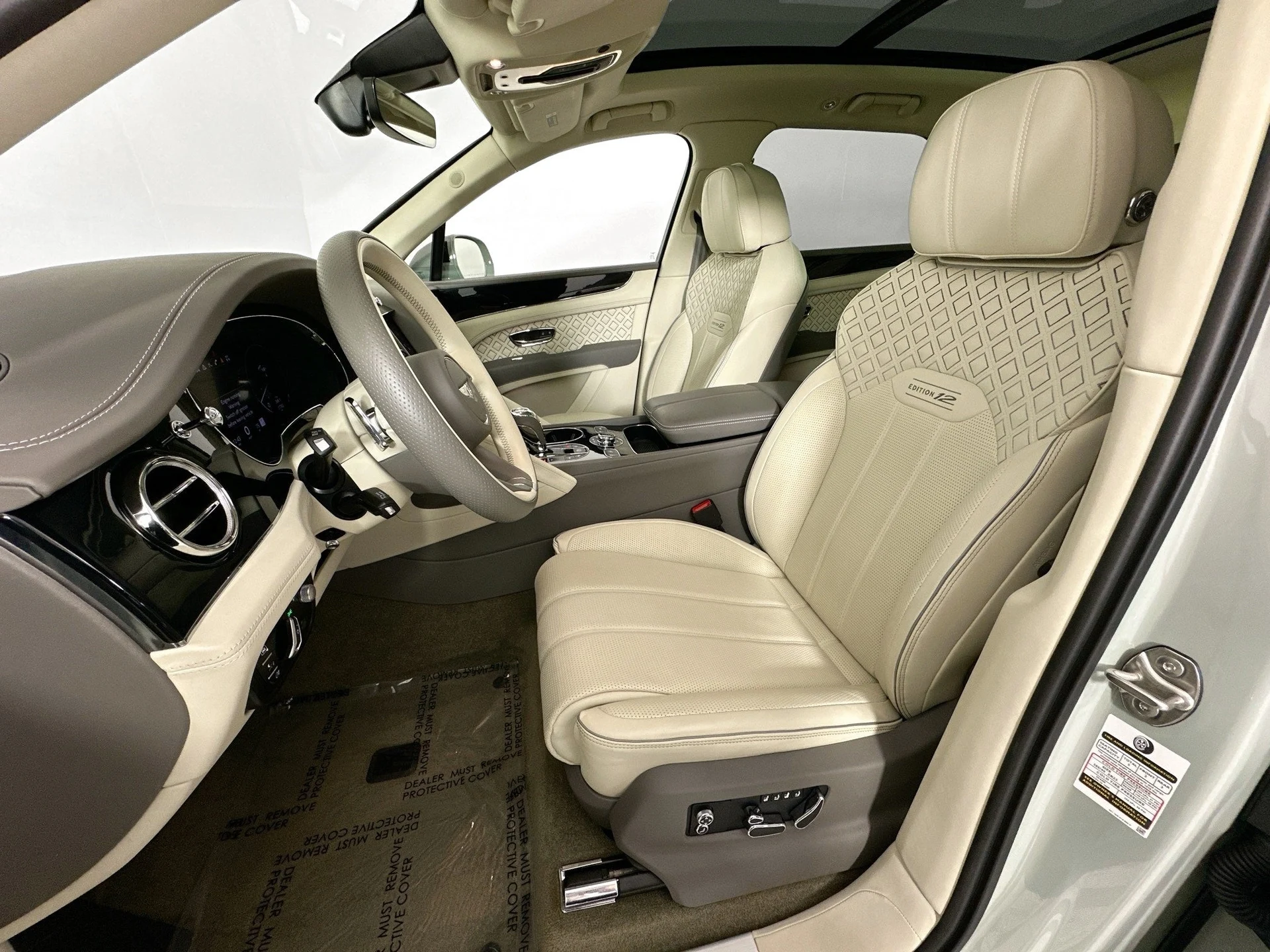 mph021_447223206_22_12a573bf9f