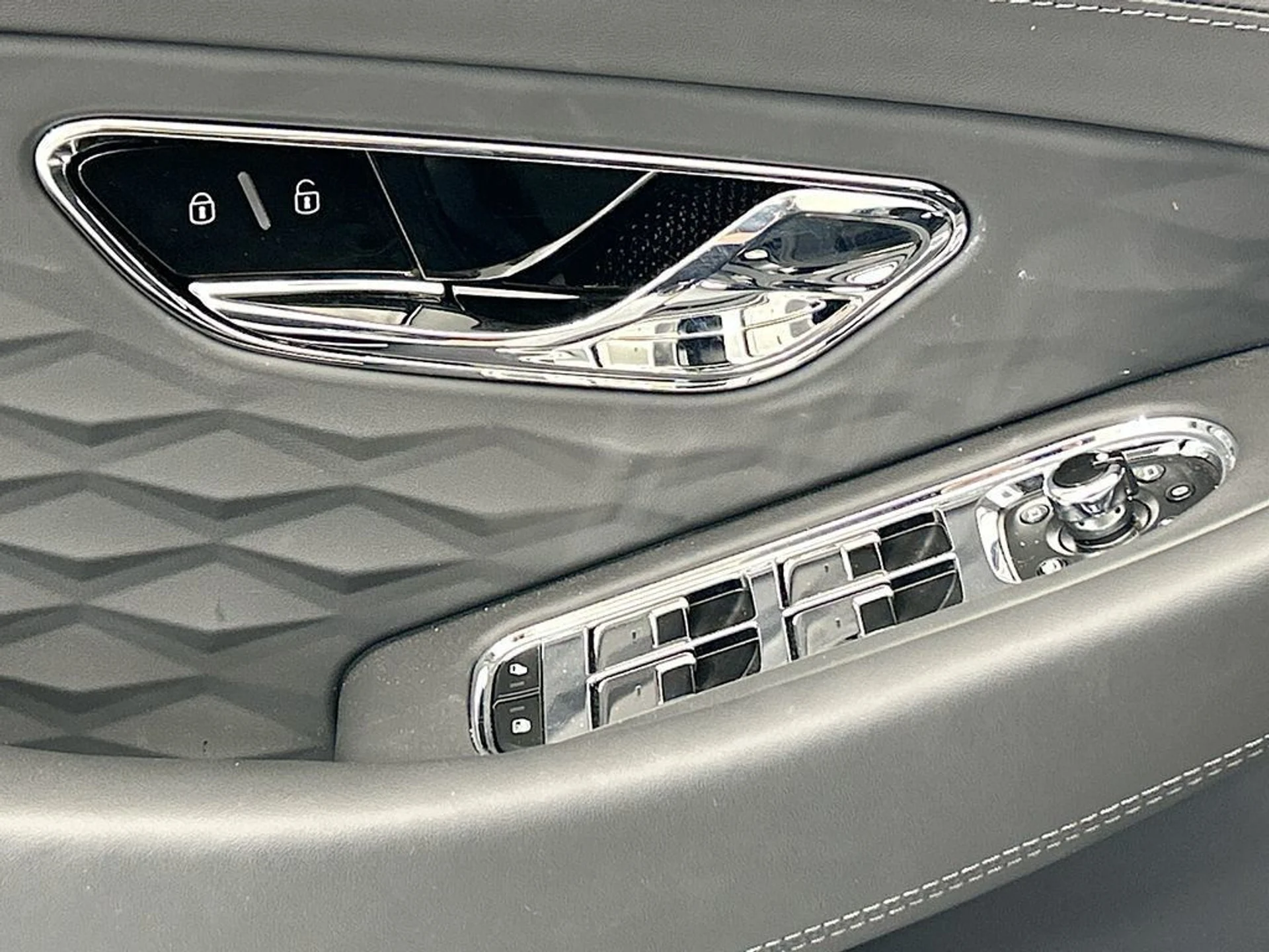 mph021_454881472_used_2025_bentley_continental_gtspeedcoupe_8119_23002658_22_1024_00557d5662