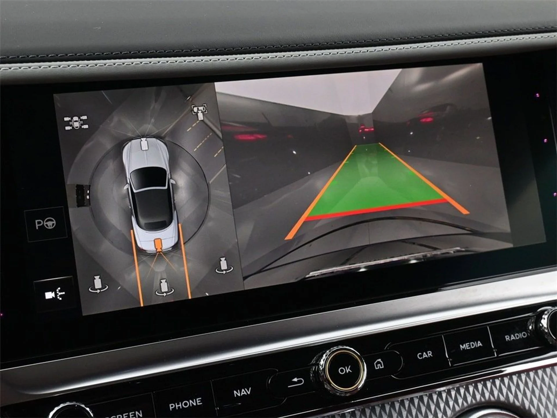 mph021_460519362_5bcceb0852f82ce483266ff6b79ad184x_2c8cf644f2