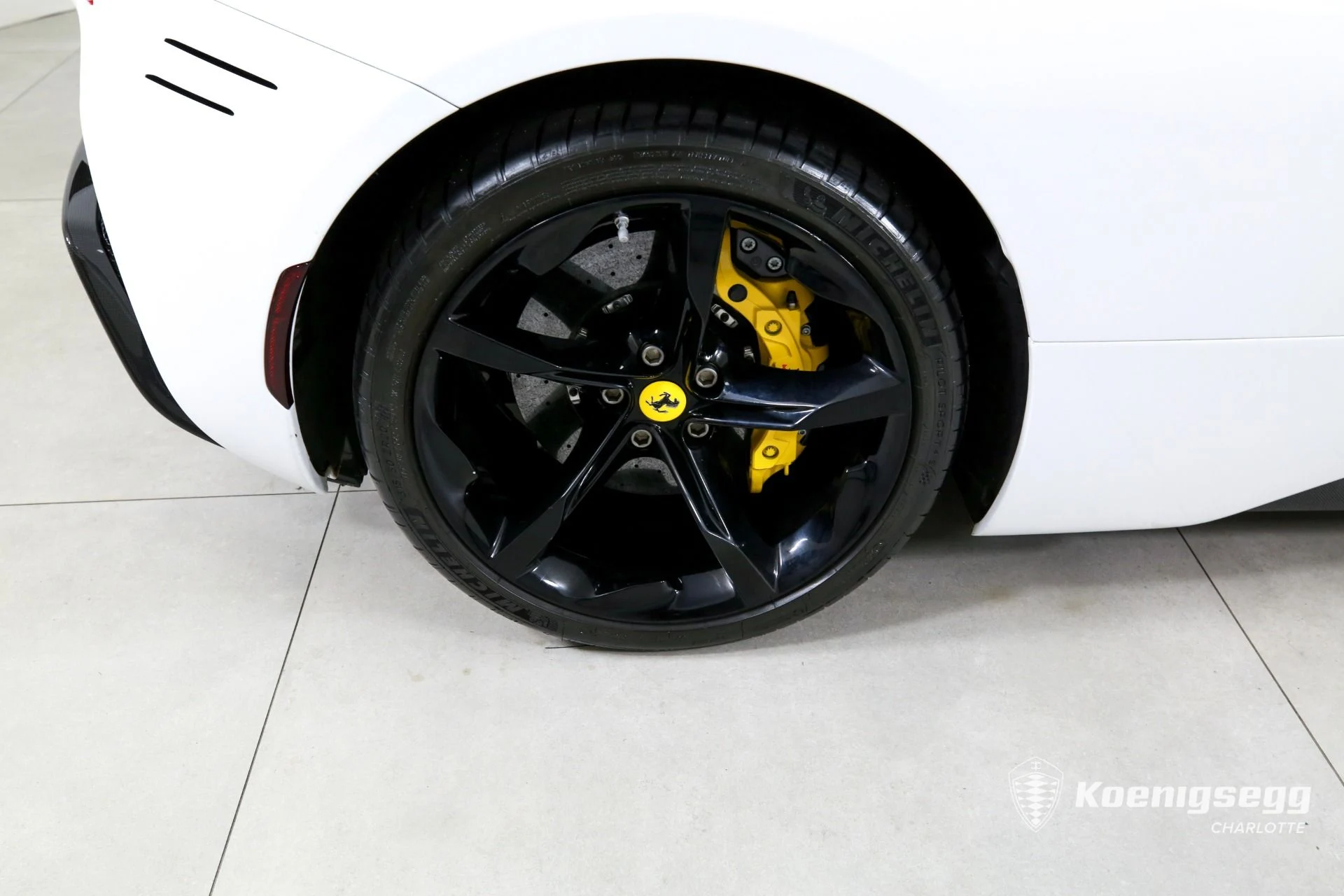 mph021_461471993_Used_2022_Ferrari_SF_90_Stradale_1782838429_91acb5634e