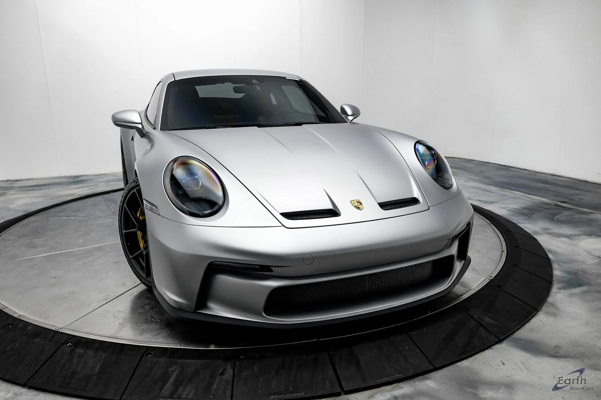 mph021_472114578_483c9c7be5211173327ade03f95e5872x_2004b0e0ce