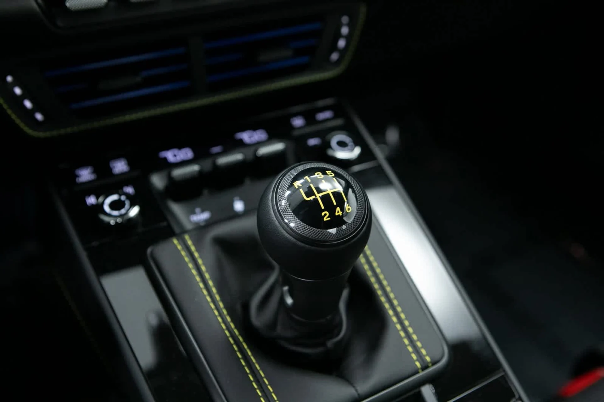 mph021_472118675_5052bb28e06d8759685e11c4ace0bf33x_2ba52bb4bf