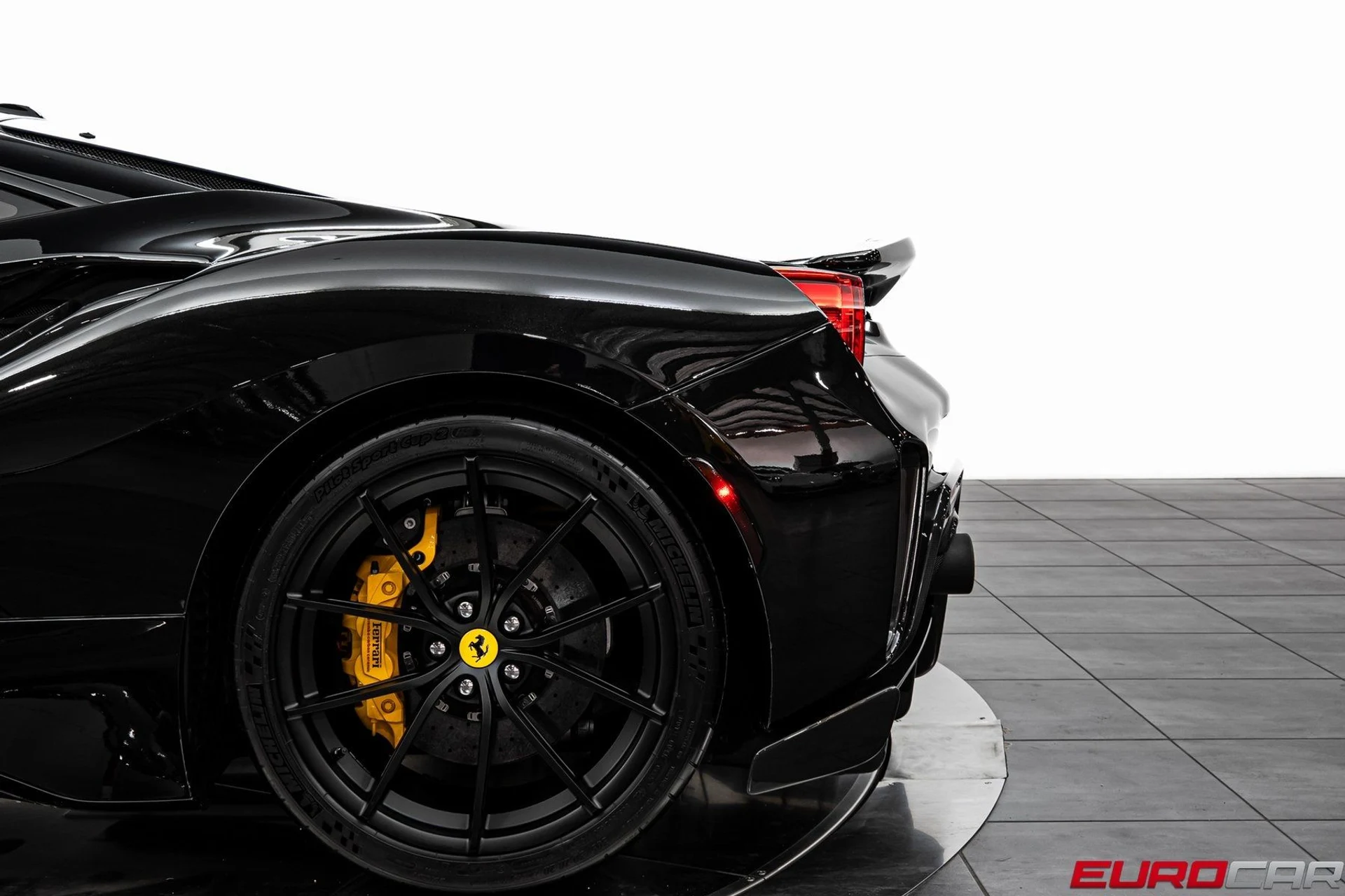 mph021_479536055_image_22_a8746d2d1b