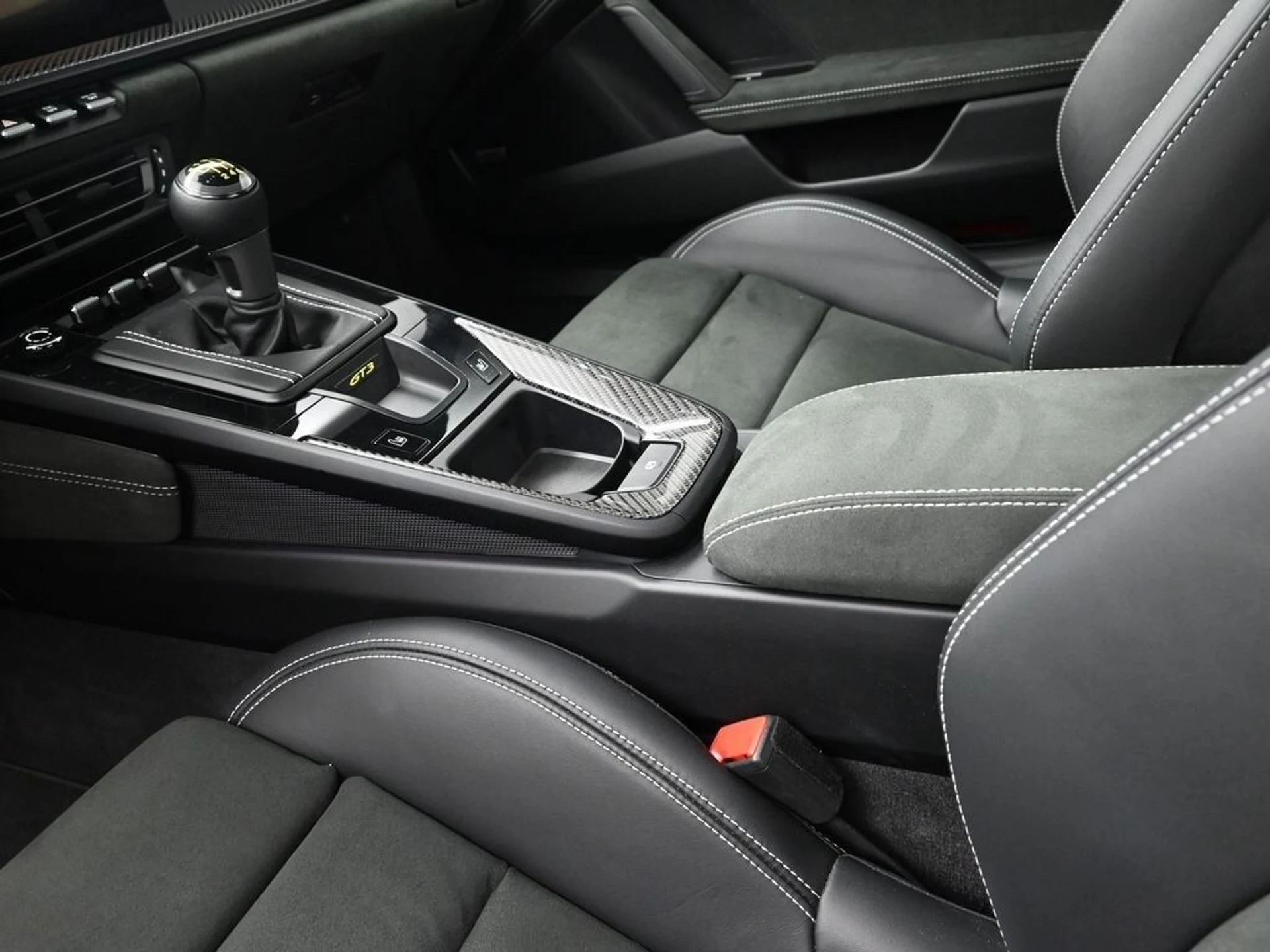 mph021_496477174_6aca52d8f51b684c9b43116e7703a4f1x_84895ae23e