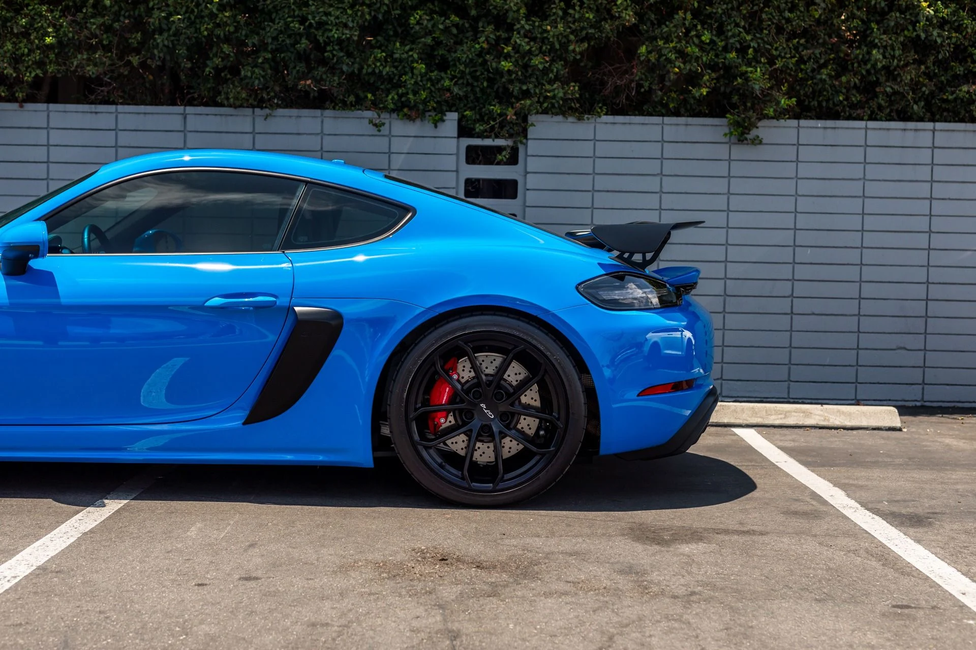 mph021_500322649_Used_2023_Porsche_718_Cayman_GT_4_1721258208_79318f1206