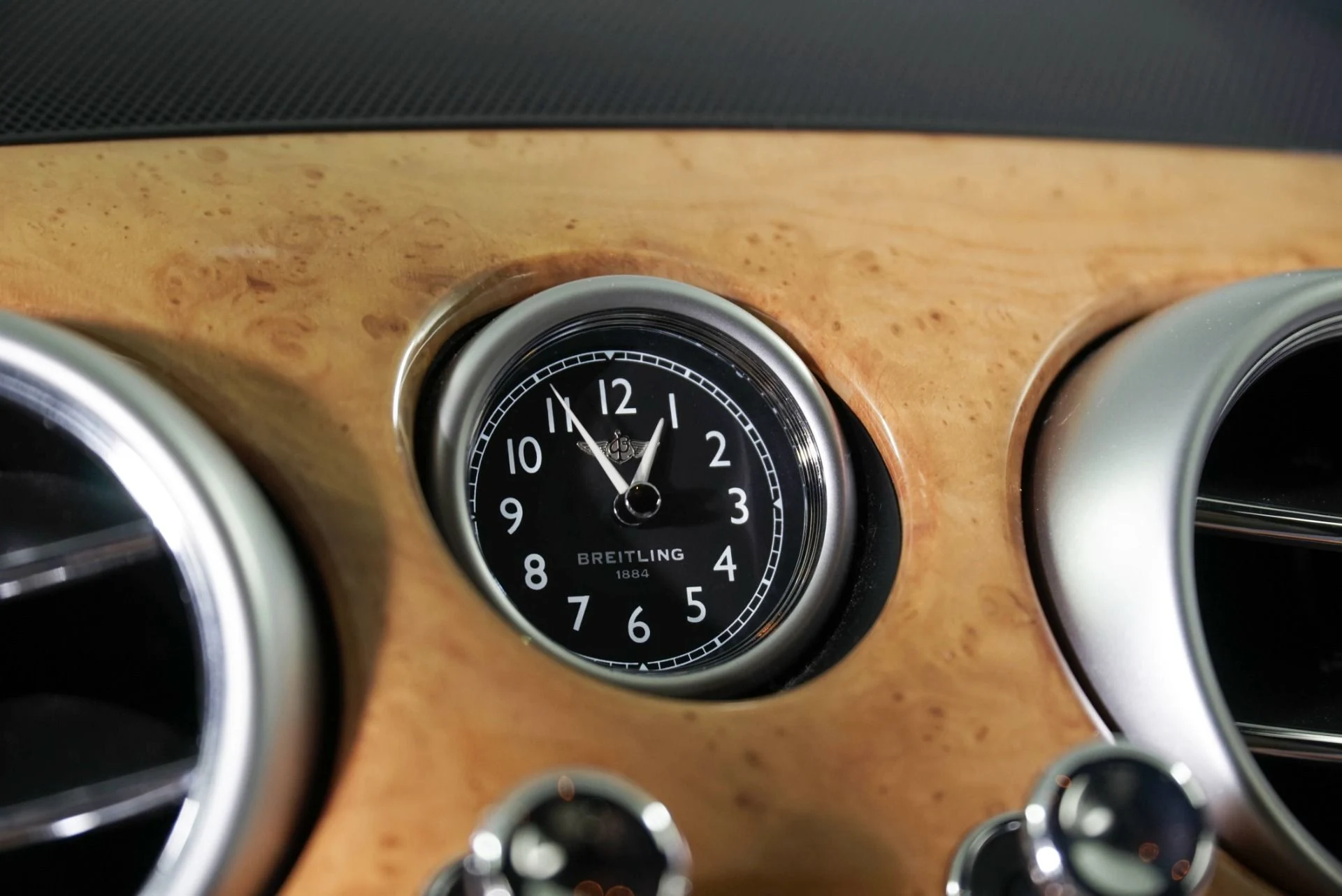 mph021_501626436_Used_2015_Bentley_Flying_Spur_V8_1773689029_04ff24099f