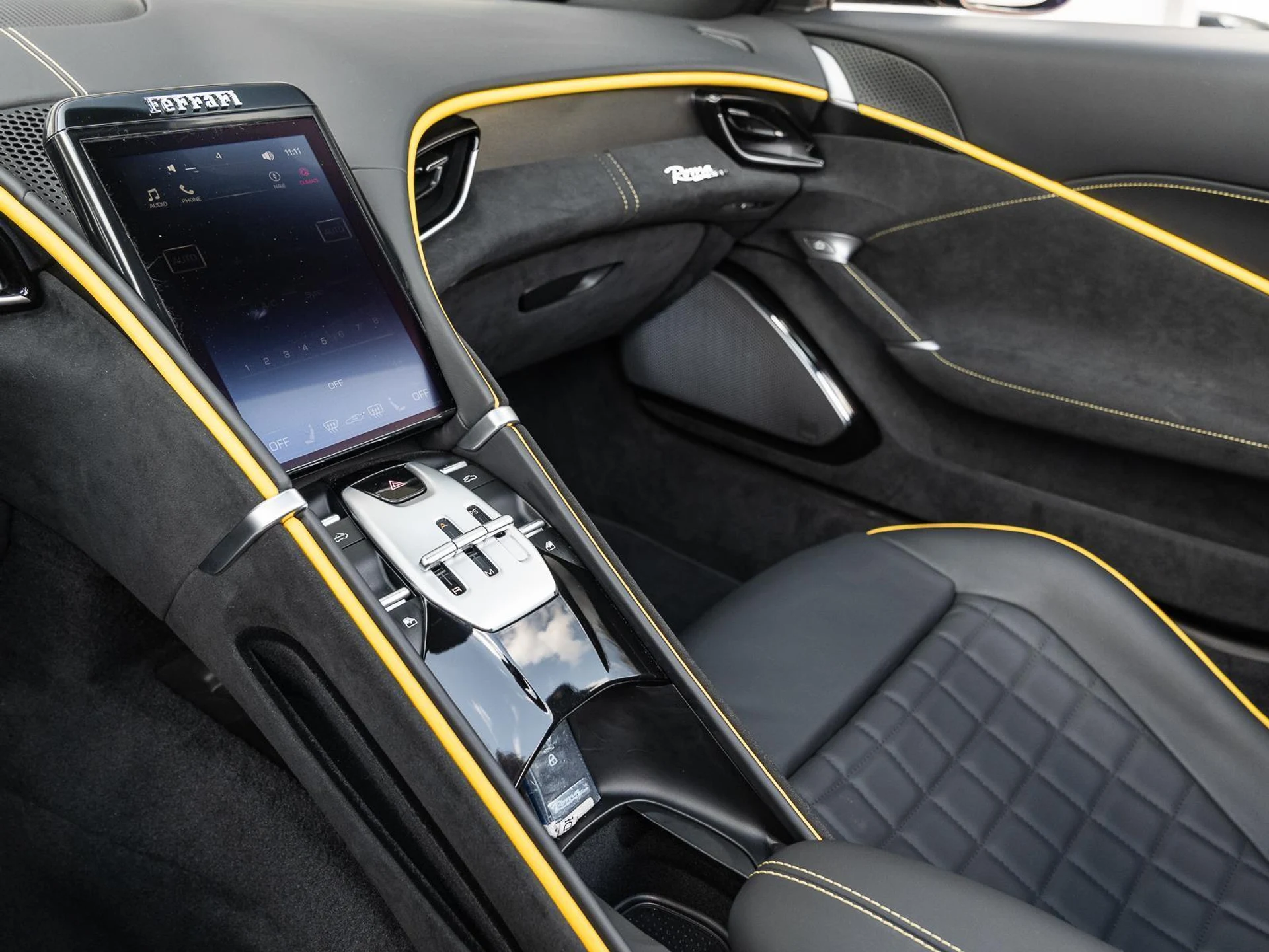 mph021_510661983_Used_2025_Ferrari_Roma_Spider_Convertible_1772576625_a52ed22e2e