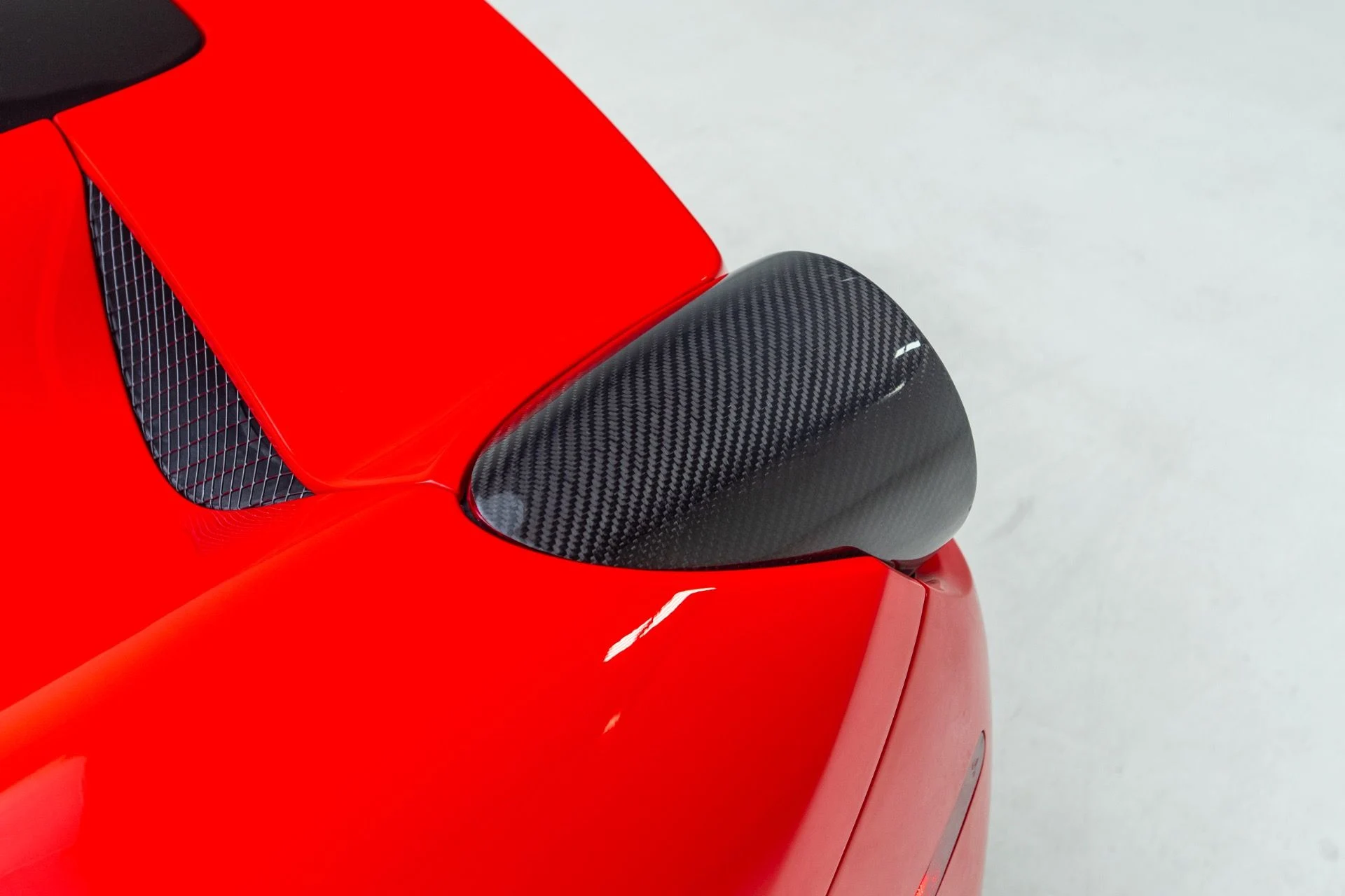 mph021_512131804_Used_2011_Ferrari_458_Italia_1786651954_82a0c097e2