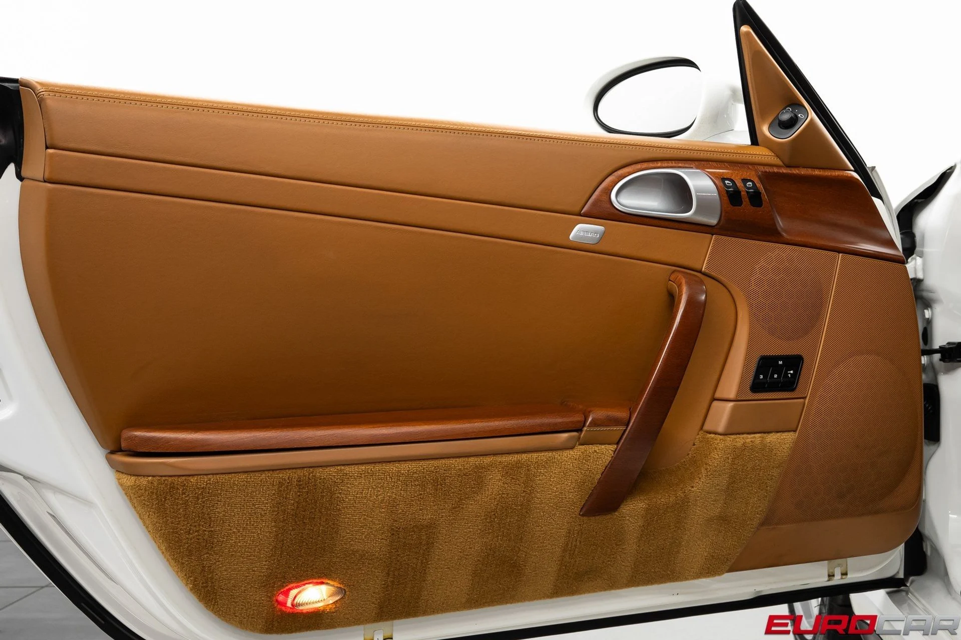 mph021_522423149_image_22_5933879262