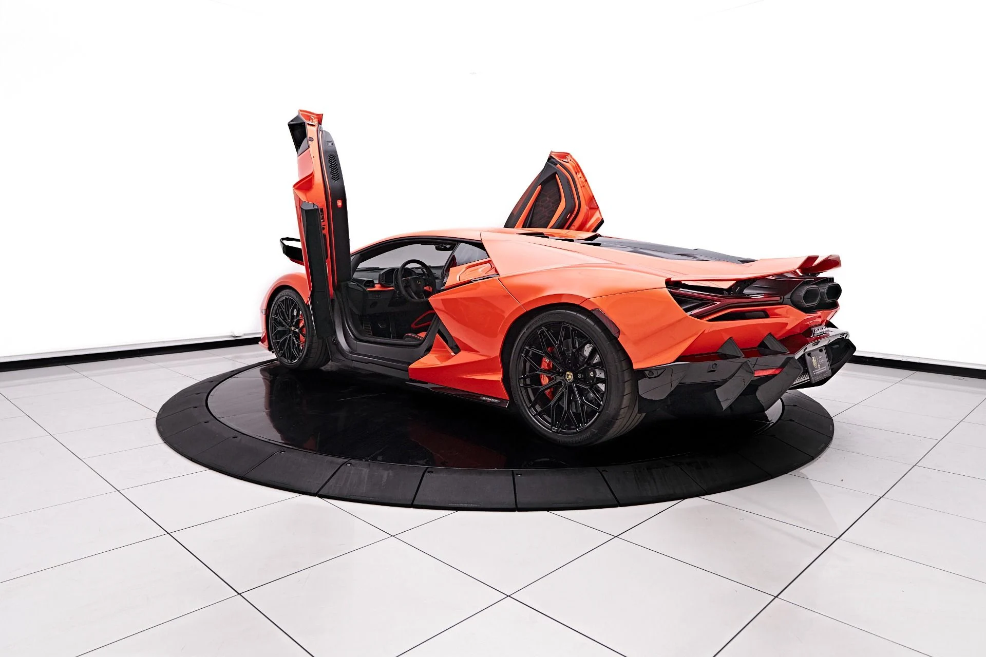 mph021_53711433_Used_2024_Lamborghini_Revuelto_Base_1755224841_4a448b0119
