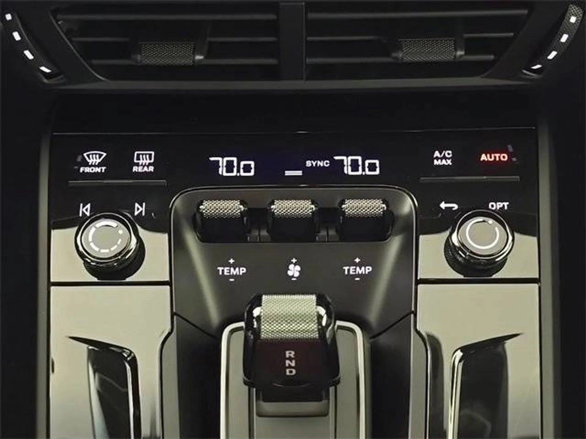 mph021_543130607_1280_165b902b85