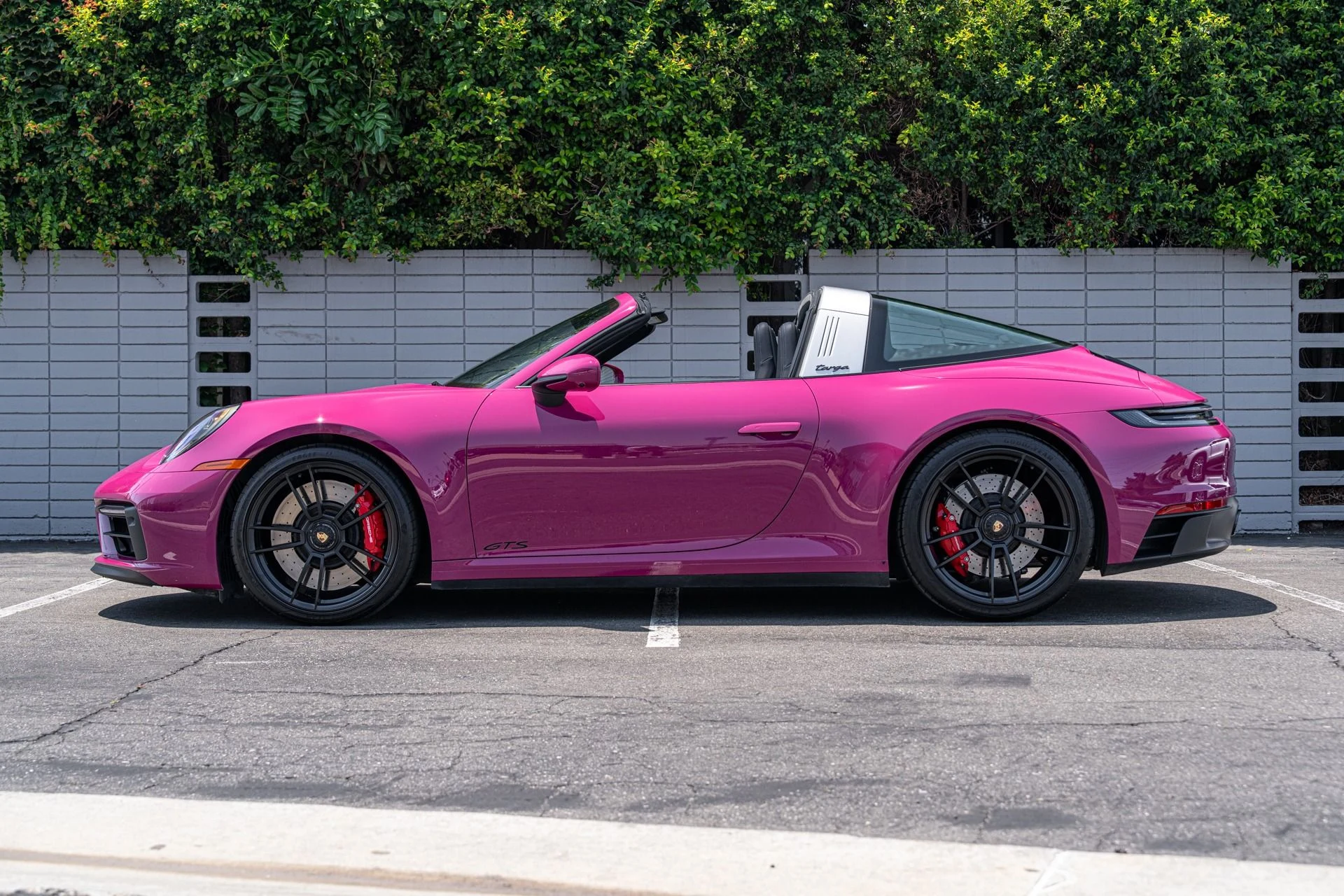 mph021_543271137_Used_2024_Porsche_911_Targa_4_GTS_1752606785_ed8466a074