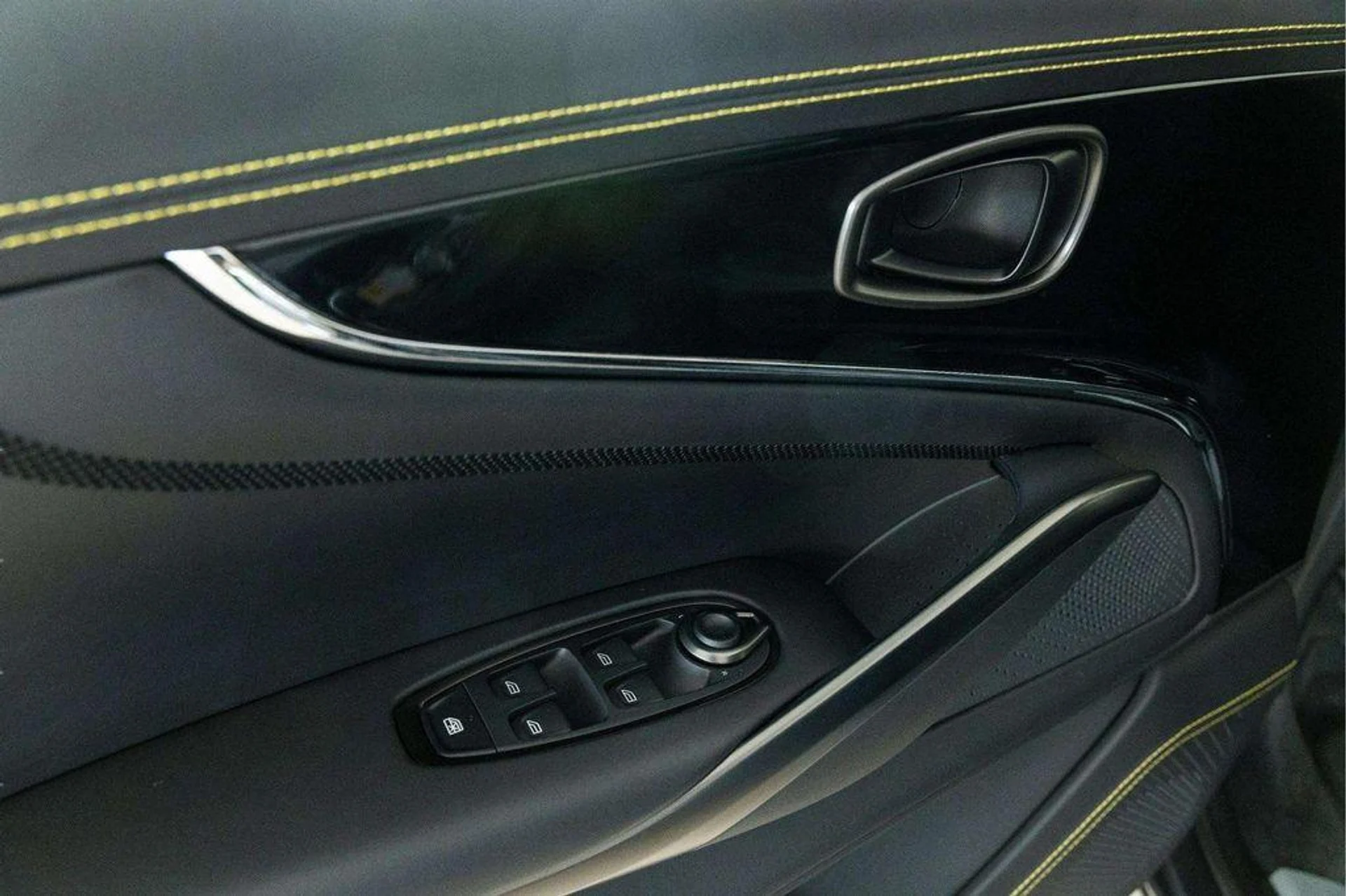 mph021_543308177_Az78_H26t_BLI_4et_JM_64_U0gvp8u_Eo_11561c38c0