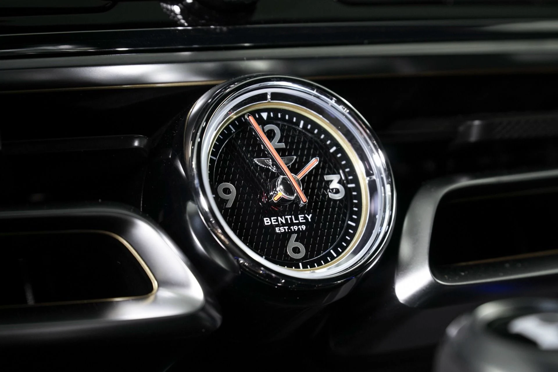 mph021_544686466_New_2026_Bentley_Flying_Spur_Speed_1776445896_9bc8ac3a17