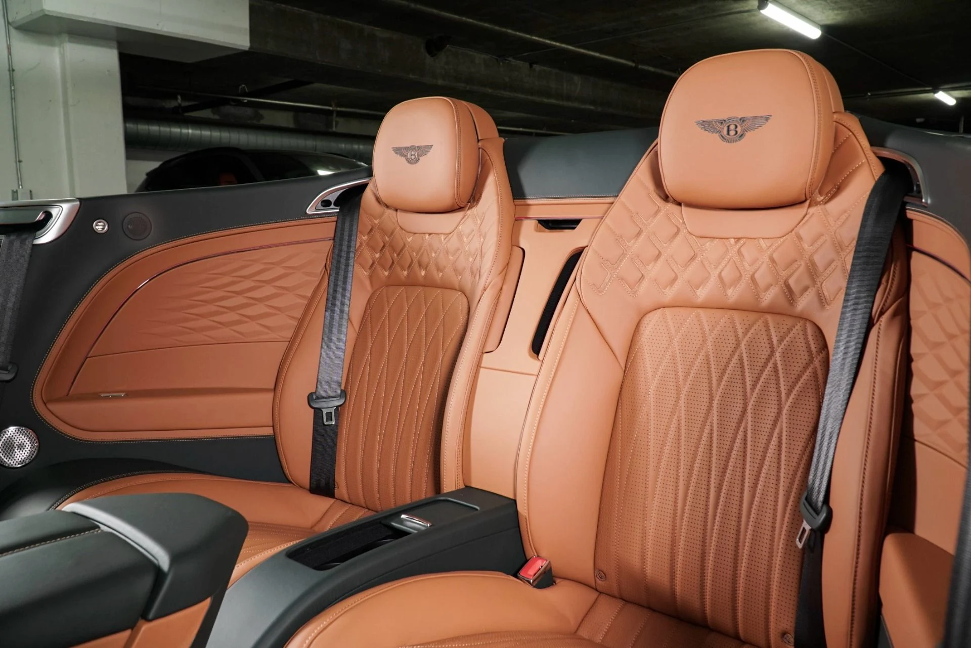 mph021_547442439_New_2026_Bentley_Continental_GTC_Azure_1771889738_678a5f7b9c