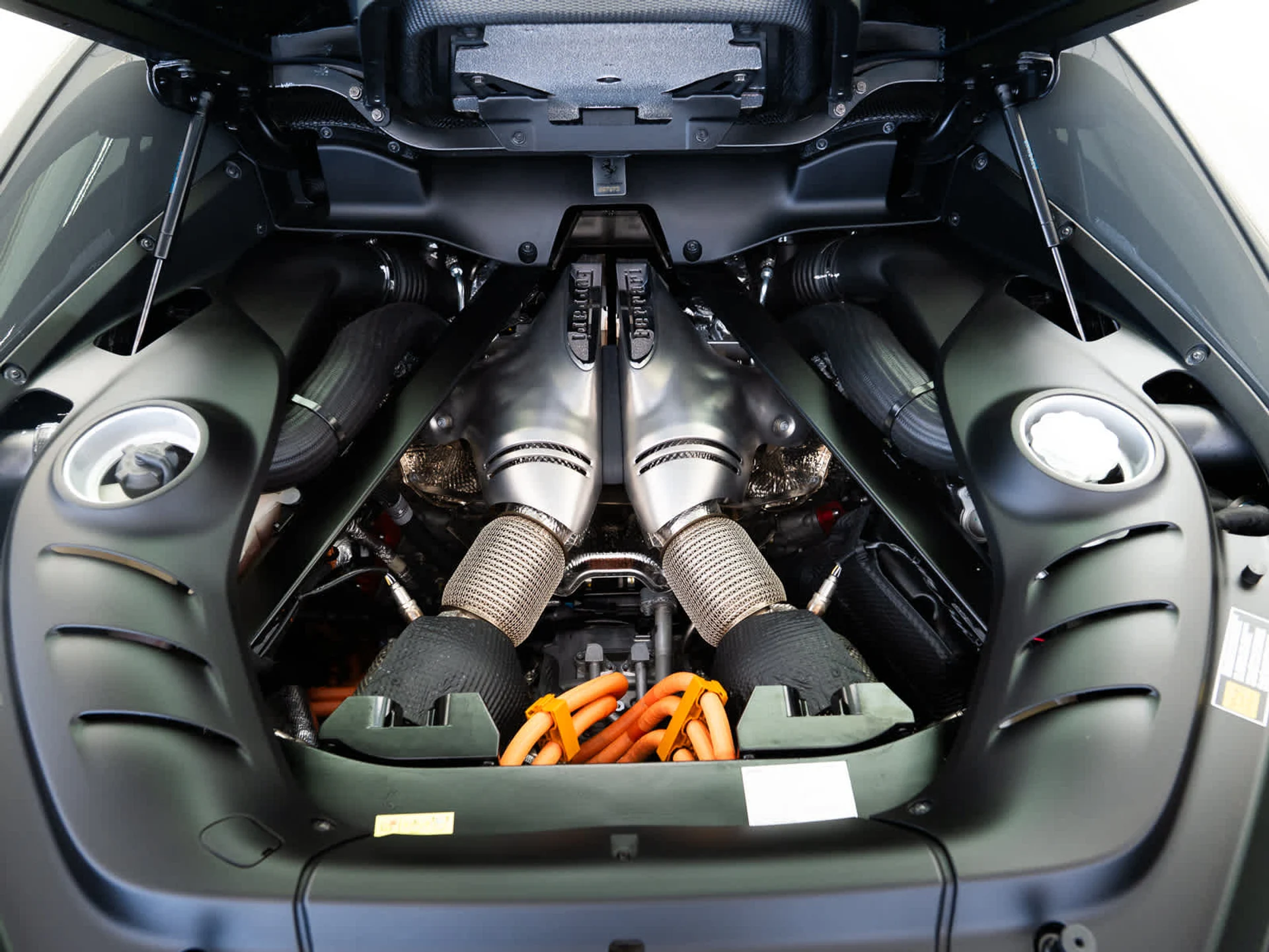 mph021_550591179_7d3fcda3f0b7965b1674a0e9dce822dcx_cd99a4e2b9