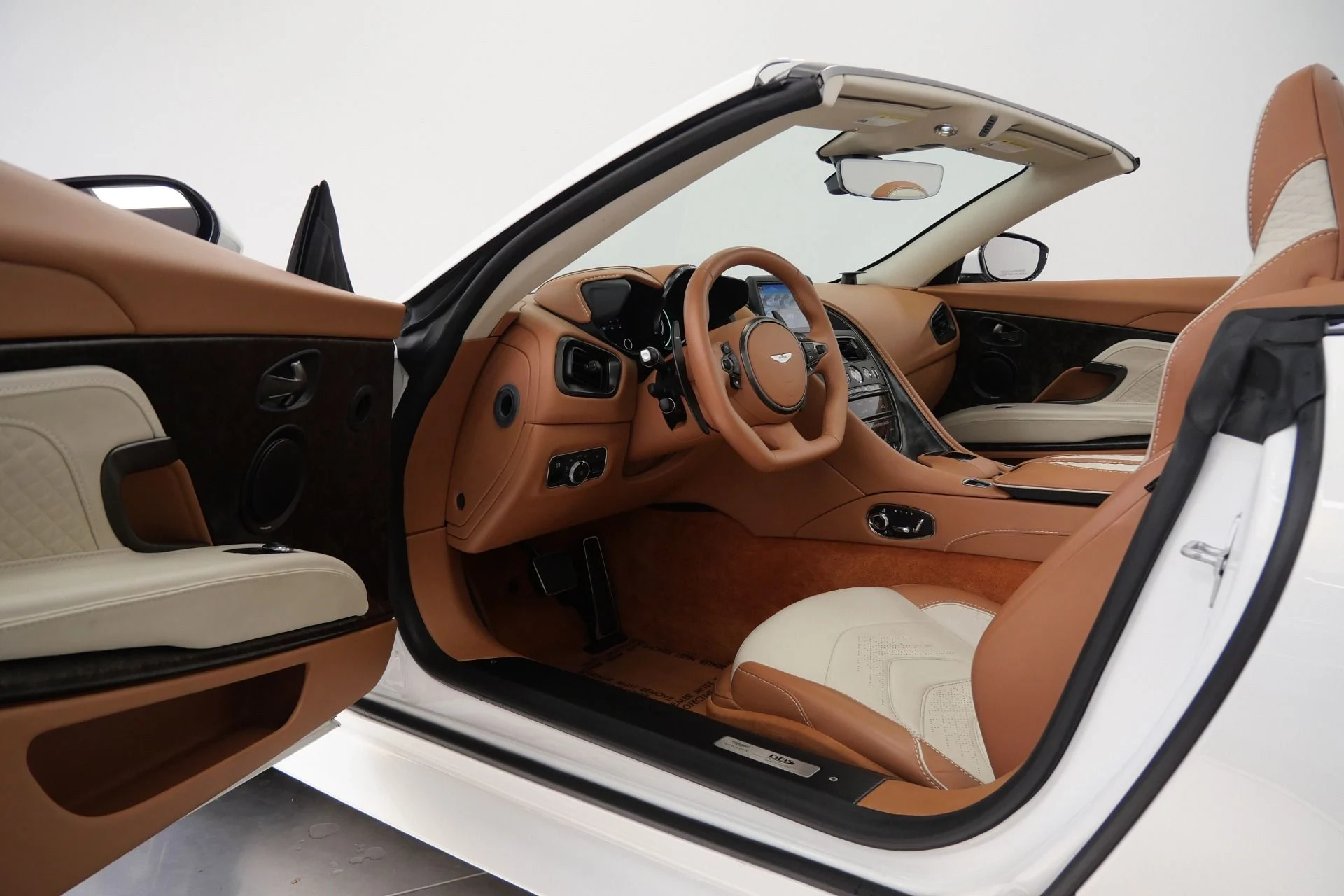 mph021_554518940_Used_2022_Aston_Martin_DBS_Superleggera_Volante_715_Horsepower_Low_Miles_Two_Tone_Interior_1780070739_4ac496e3d5
