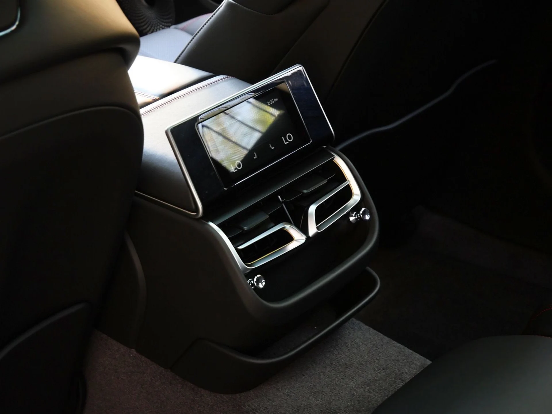 mph021_55514690_3e8e794765c520c5c3a02bb5f0c1a315x_d99bc493b8