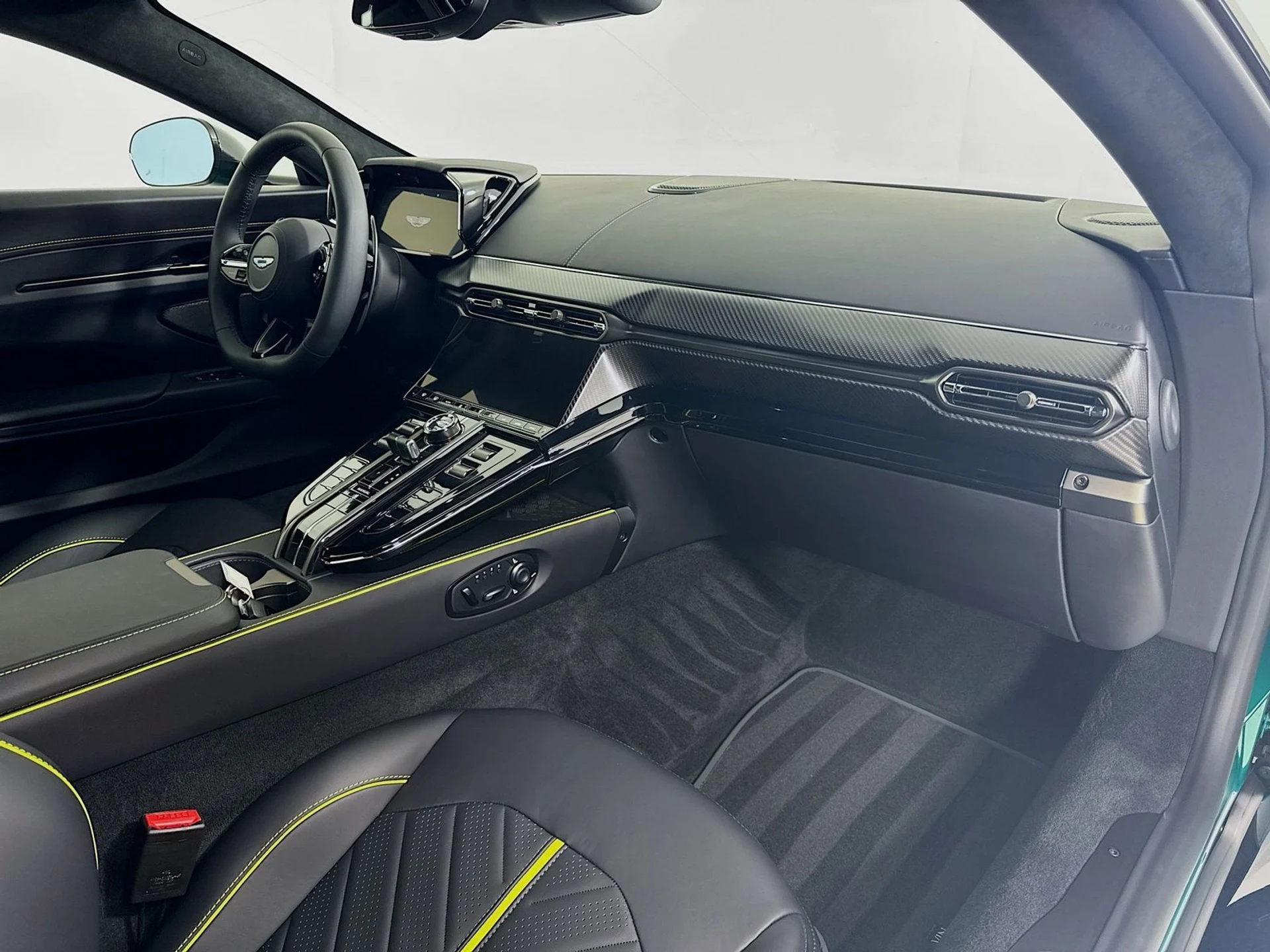 mph021_556724008_eef814ca1e84226d85d20ceebd3cf3a9x_c732f48b29